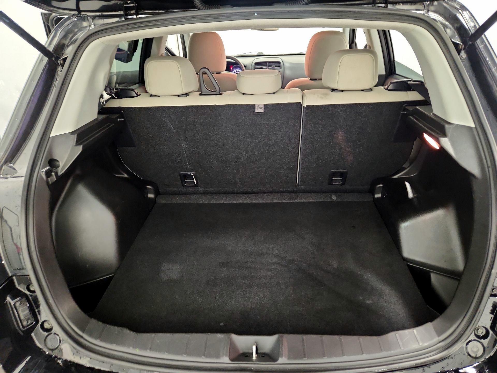 Thumbnail: 2020 Mitsubishi Outlander Sport - 20