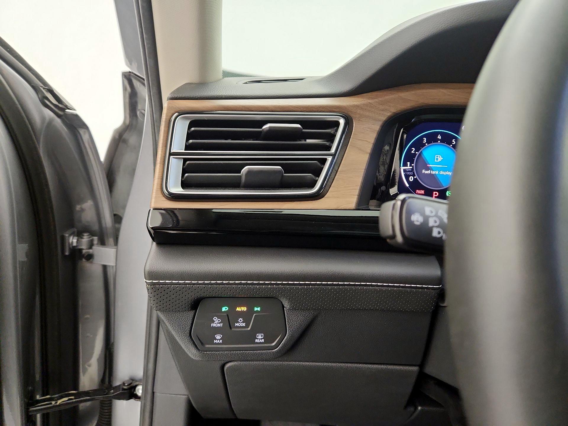 Thumbnail: 2024 Volkswagen Atlas - 13