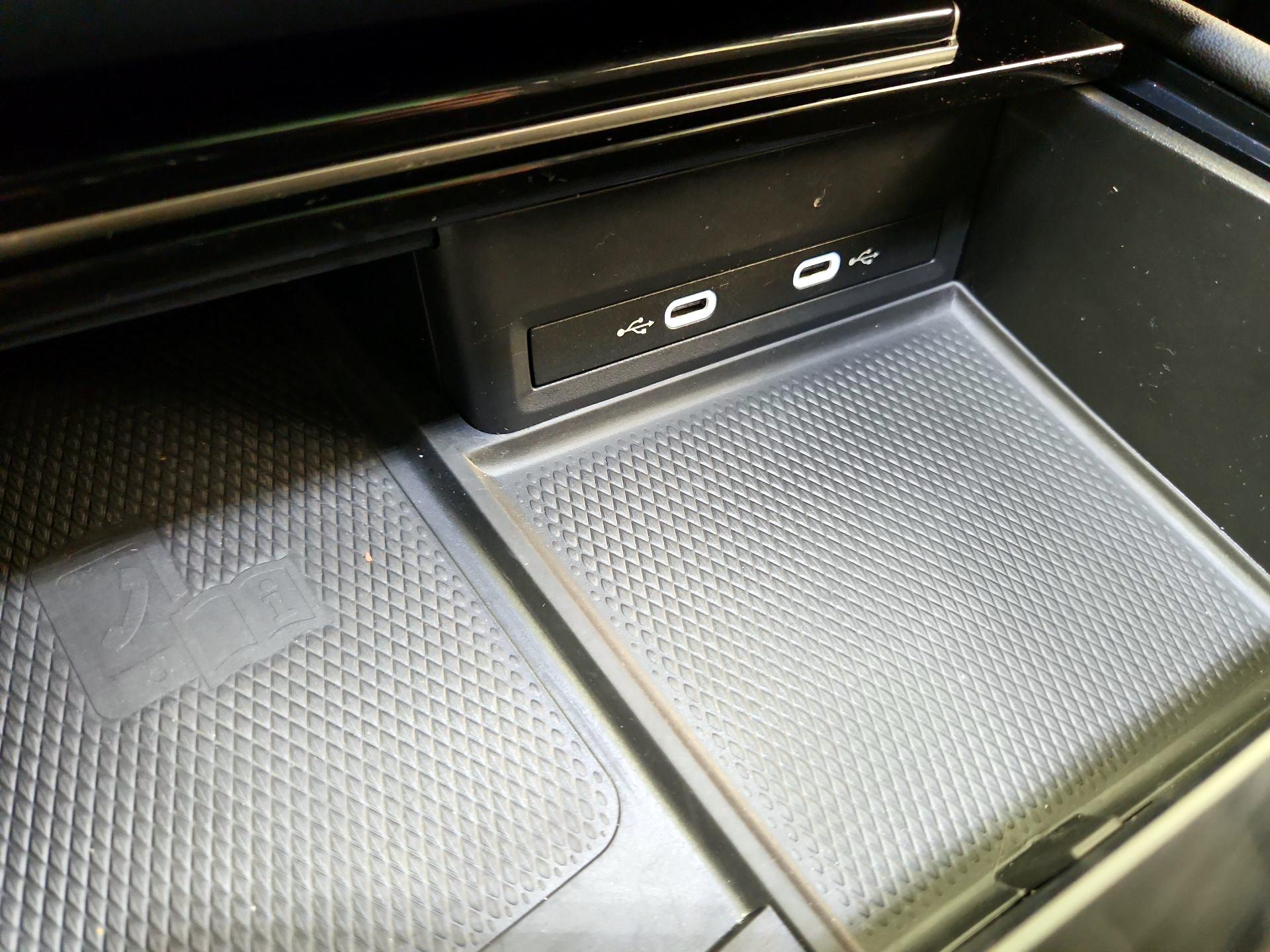 Thumbnail: 2024 Volkswagen Atlas - 18