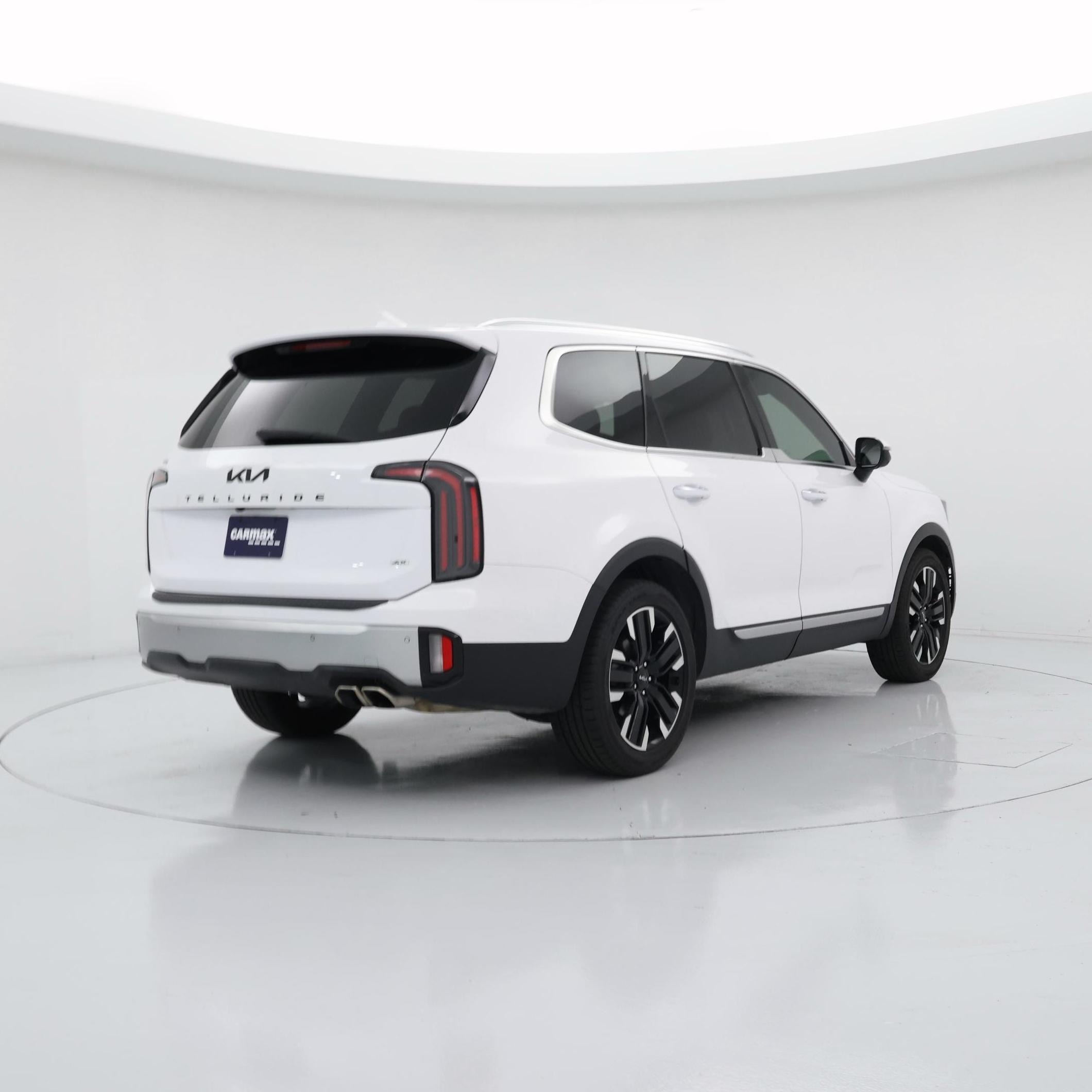 Thumbnail: 2023 Kia Telluride - 8