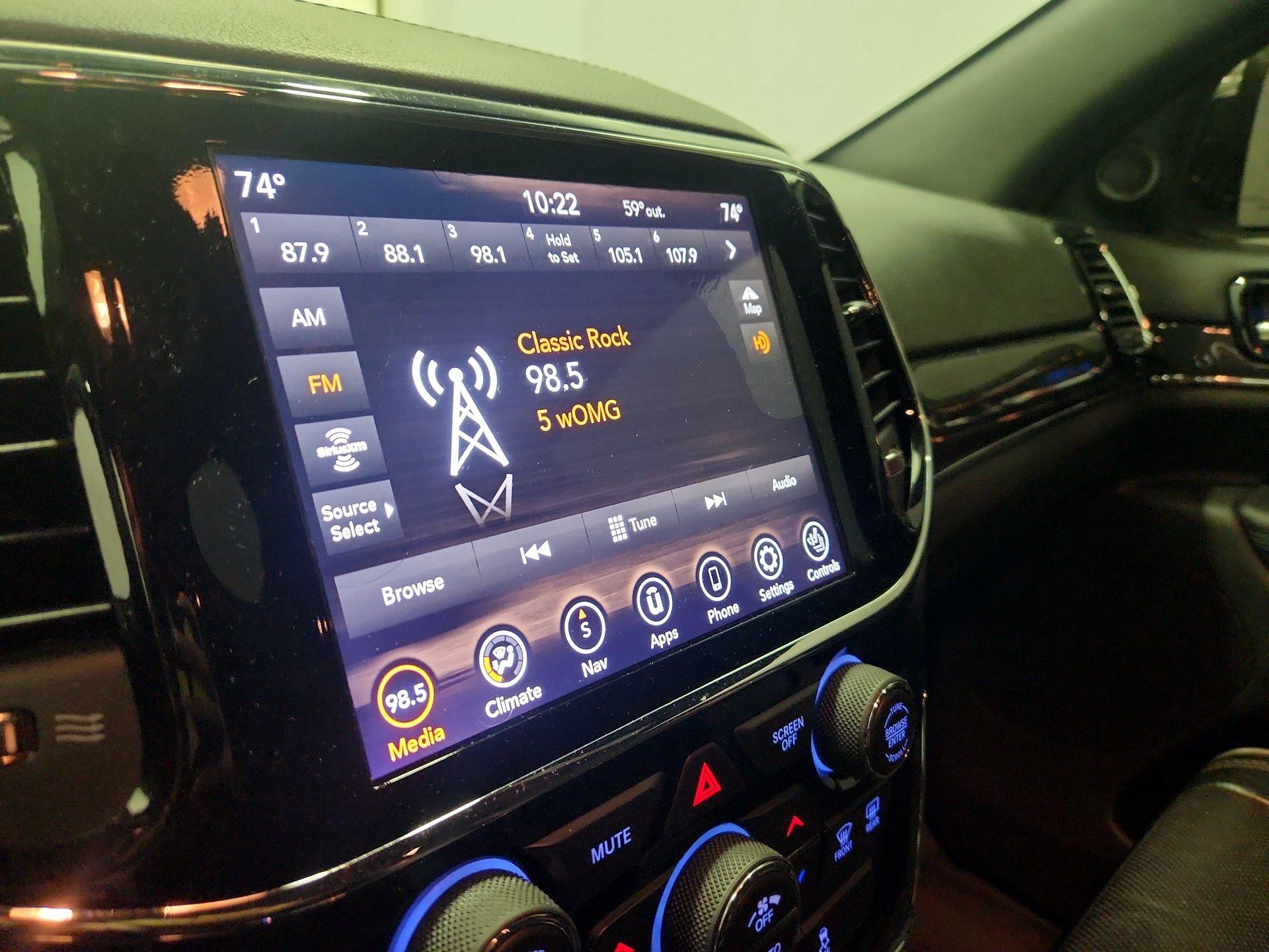 Thumbnail: 2020 Jeep Grand Cherokee - 16