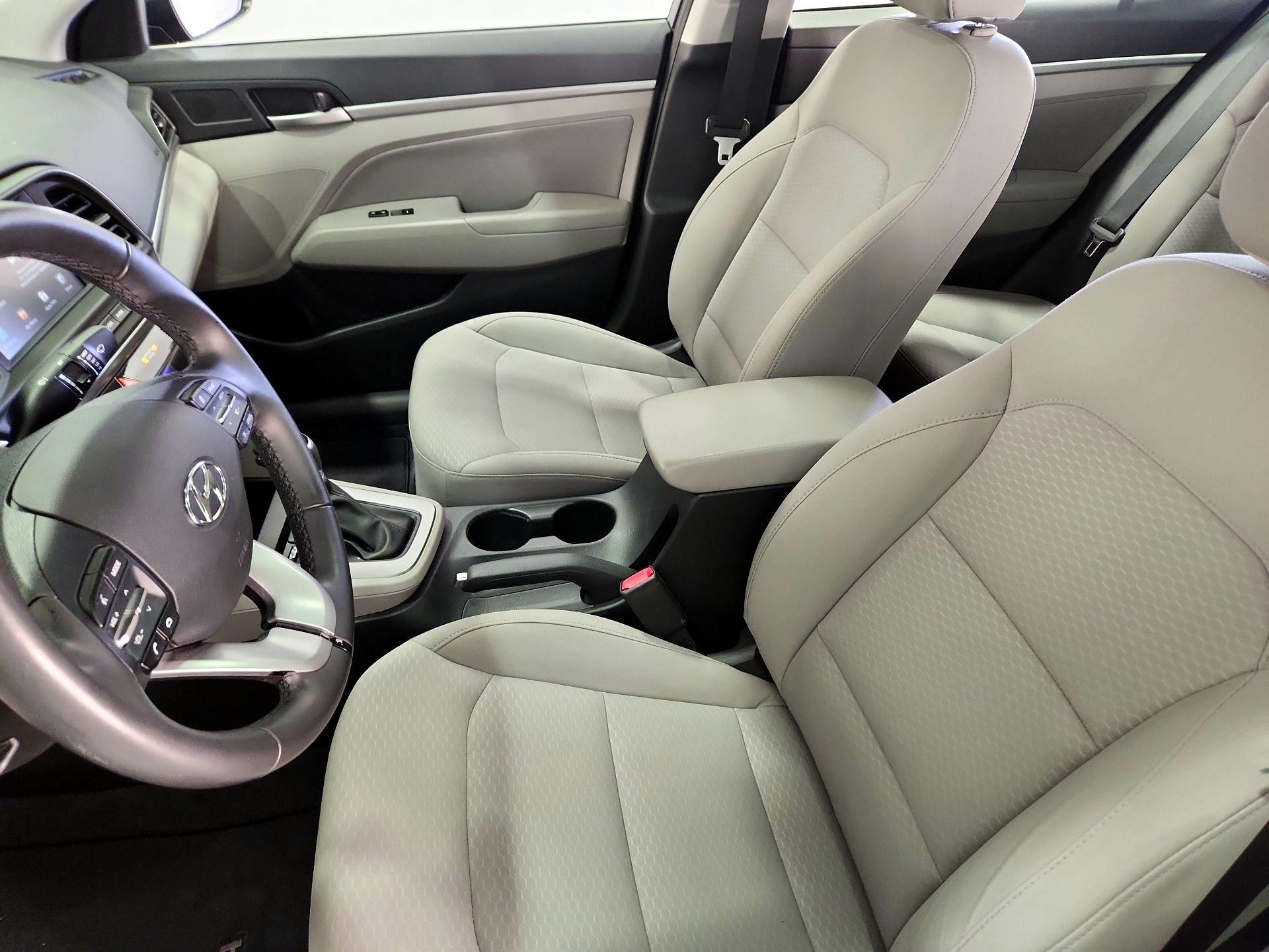 Thumbnail: 2019 Hyundai Elantra - 11