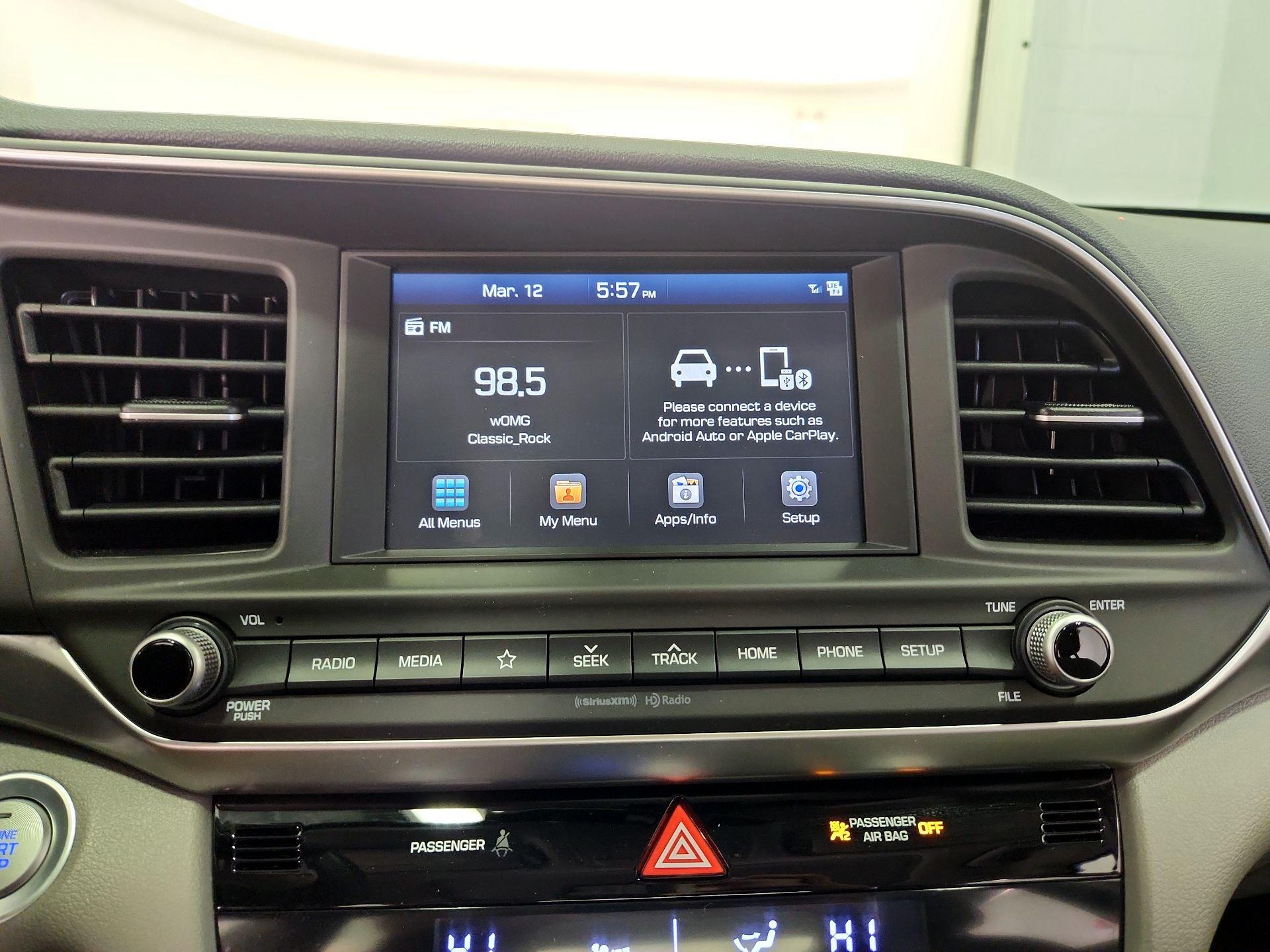 Thumbnail: 2019 Hyundai Elantra - 15