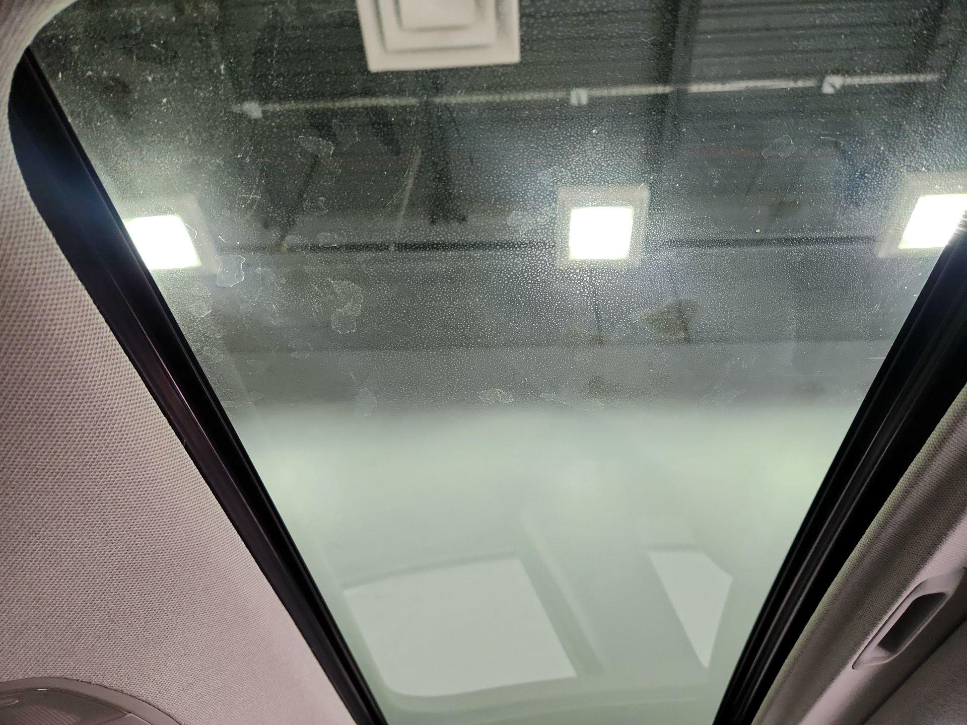 Thumbnail: 2019 Hyundai Elantra - 19