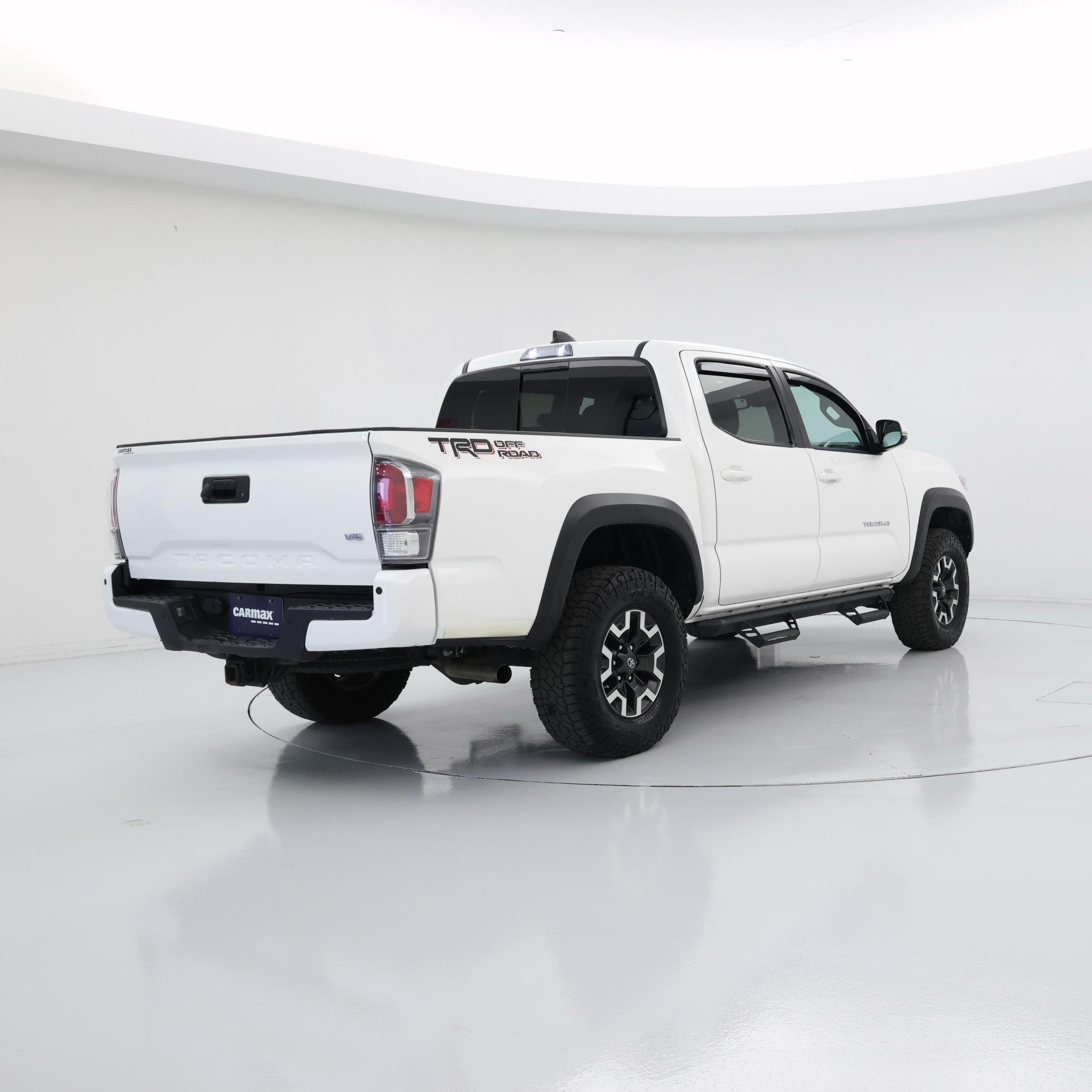 Thumbnail: 2021 Toyota Tacoma - 8