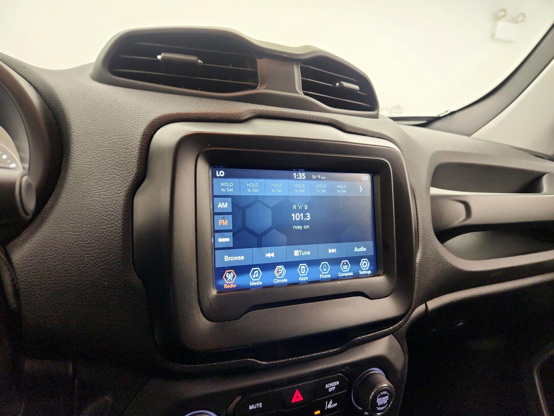 Thumbnail: 2021 Jeep Renegade - 15