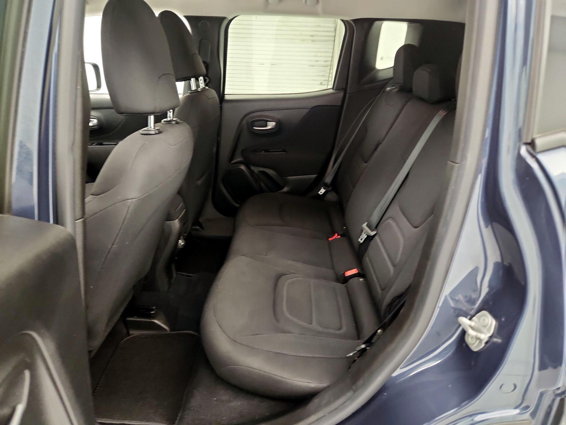 Thumbnail: 2021 Jeep Renegade - 19