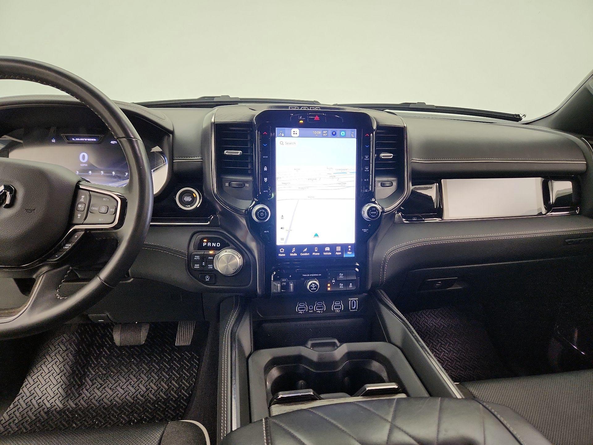 Thumbnail: 2025 RAM 1500 - 9