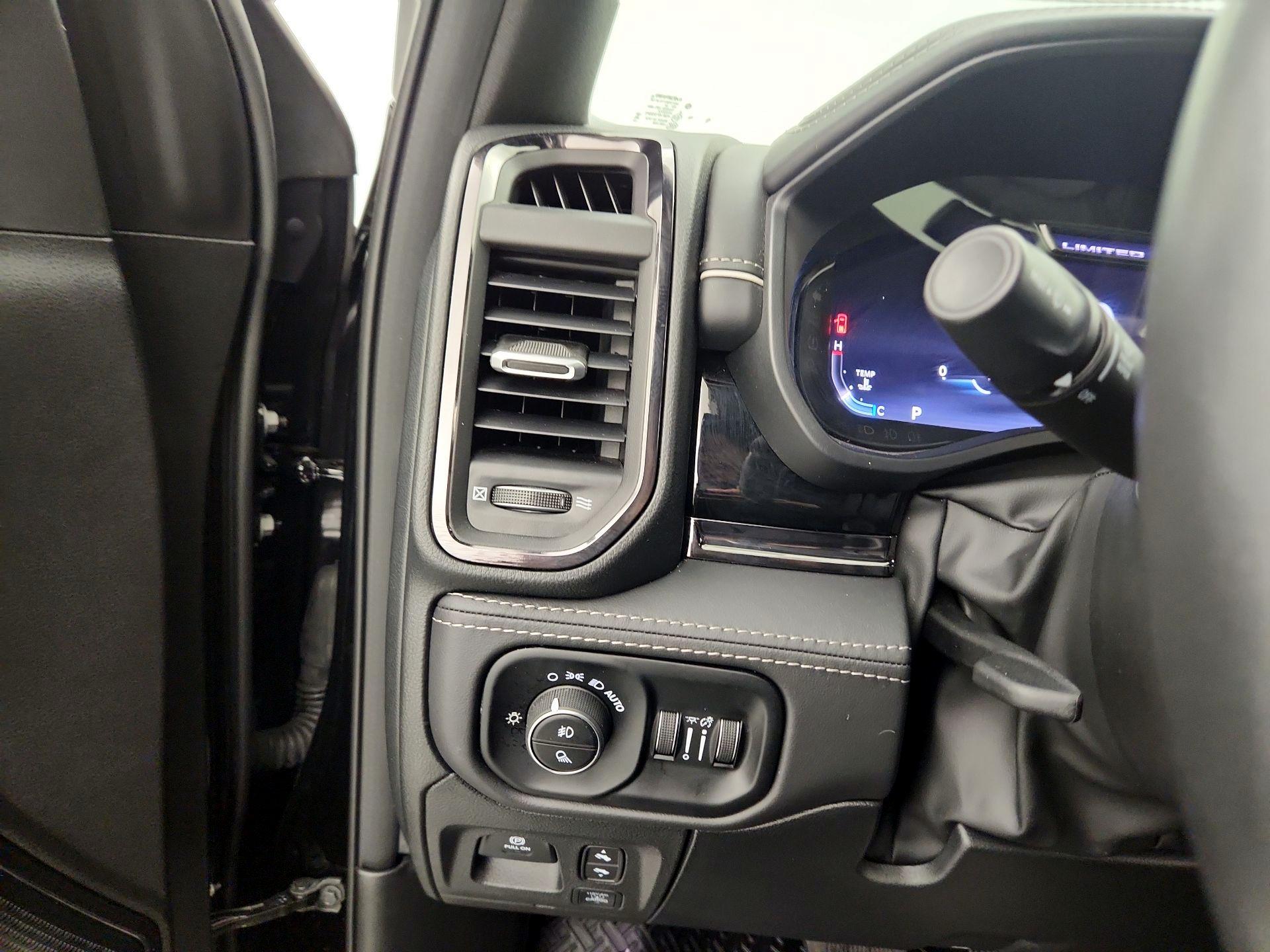 Thumbnail: 2025 RAM 1500 - 13