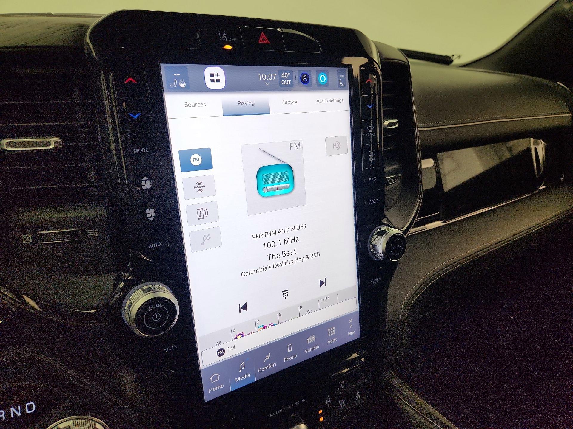 Thumbnail: 2025 RAM 1500 - 16