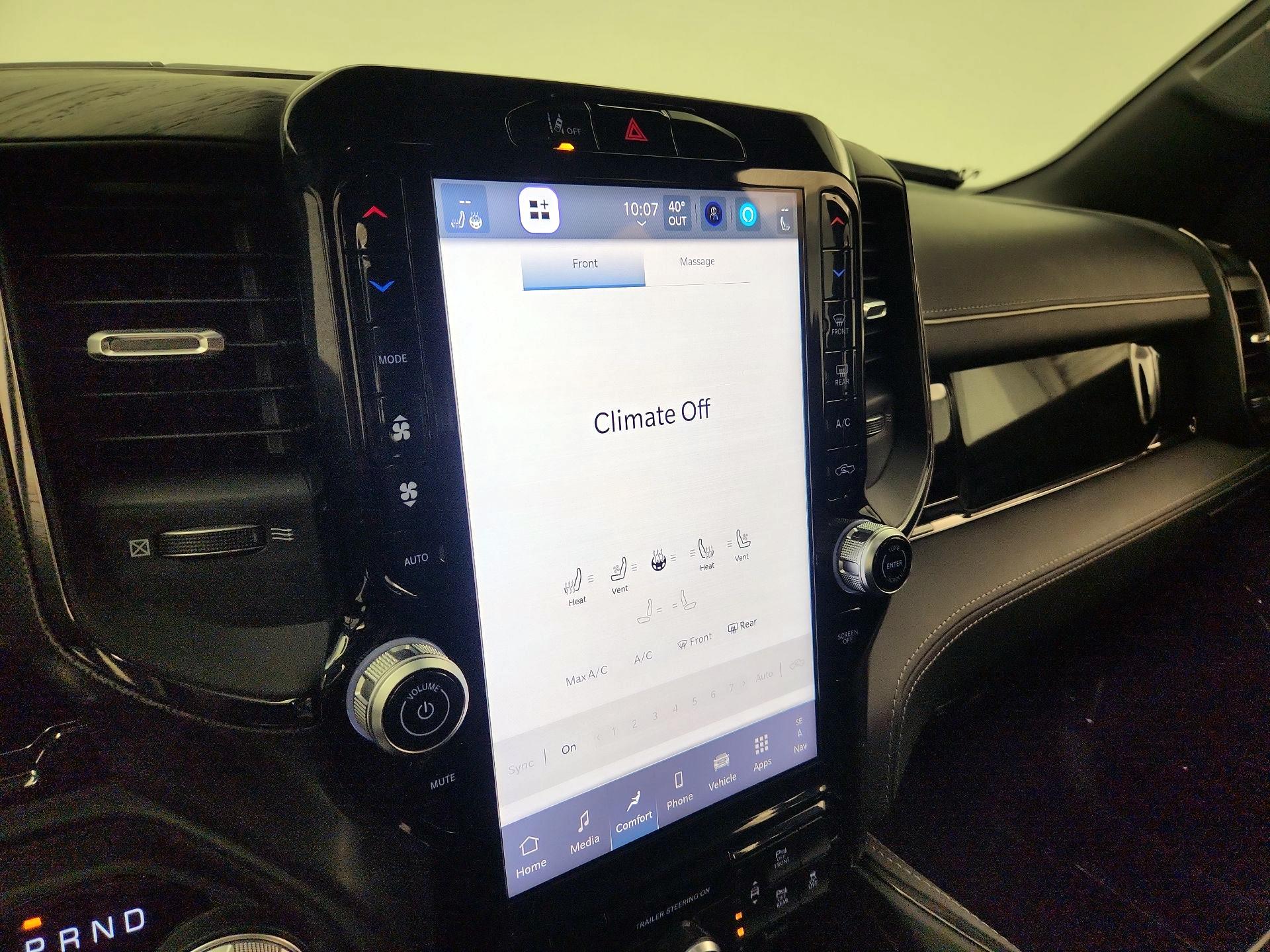 Thumbnail: 2025 RAM 1500 - 17