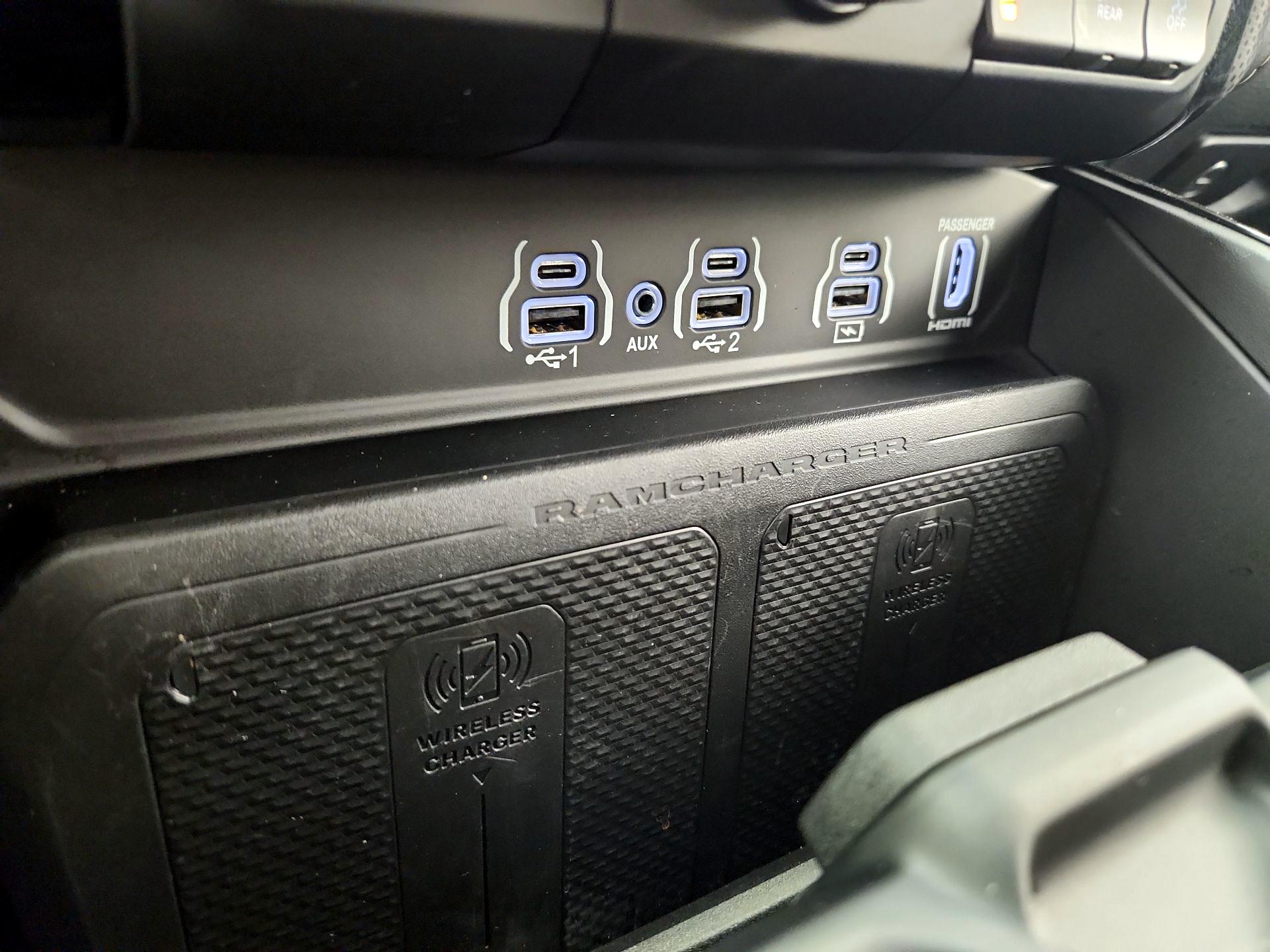 Thumbnail: 2025 RAM 1500 - 19