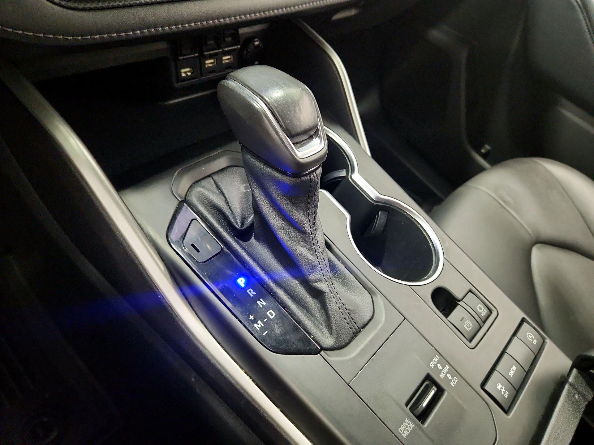 Thumbnail: 2021 Toyota Highlander - 17