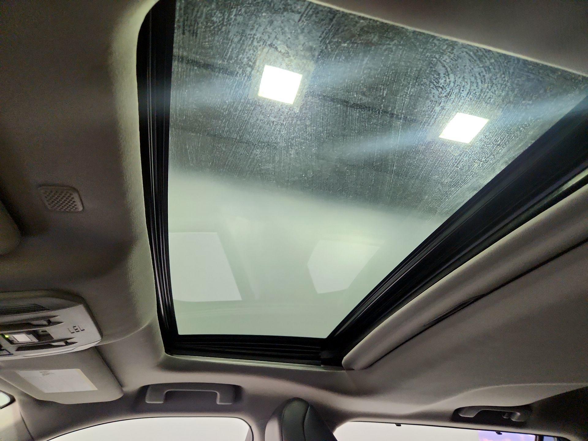 Thumbnail: 2021 Toyota Highlander - 19