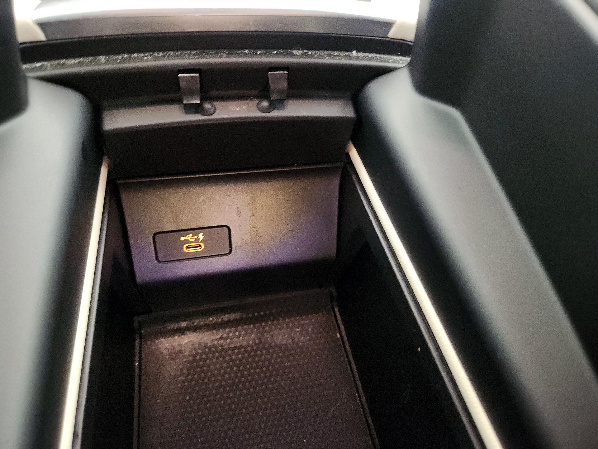 Thumbnail: 2020 BMW X5 - 19