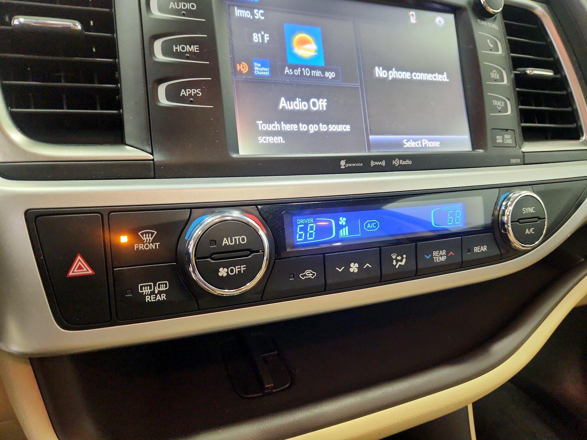 Thumbnail: 2018 Toyota Highlander - 16