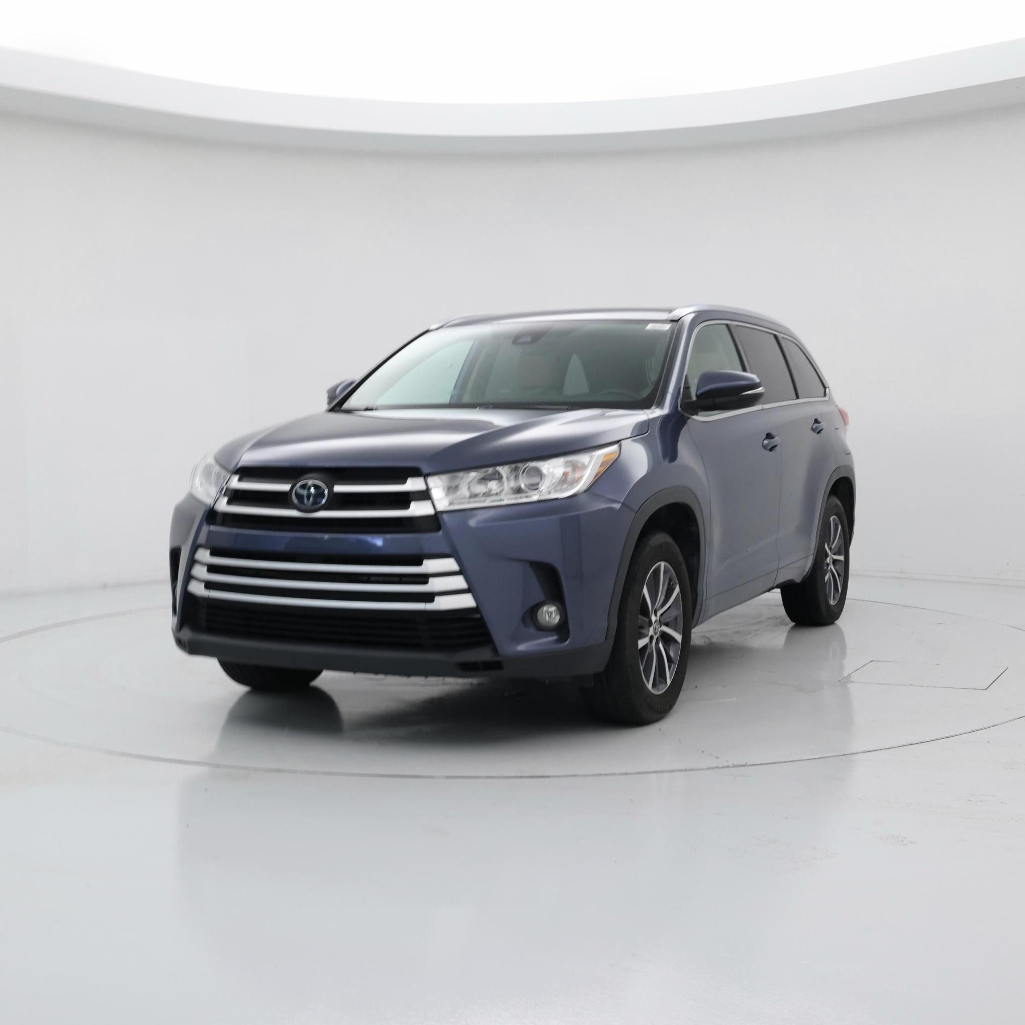 Thumbnail: 2018 Toyota Highlander - 4