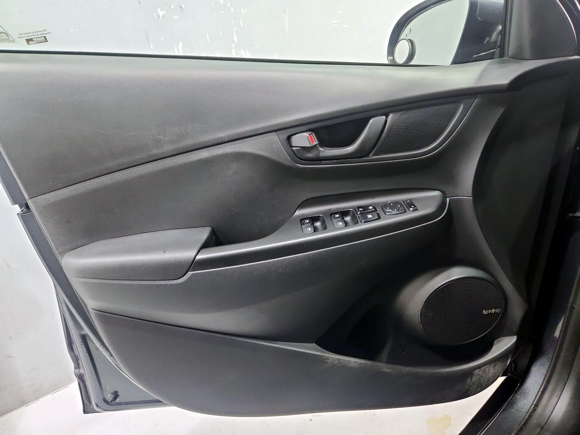 Thumbnail: 2019 Hyundai Kona - 12