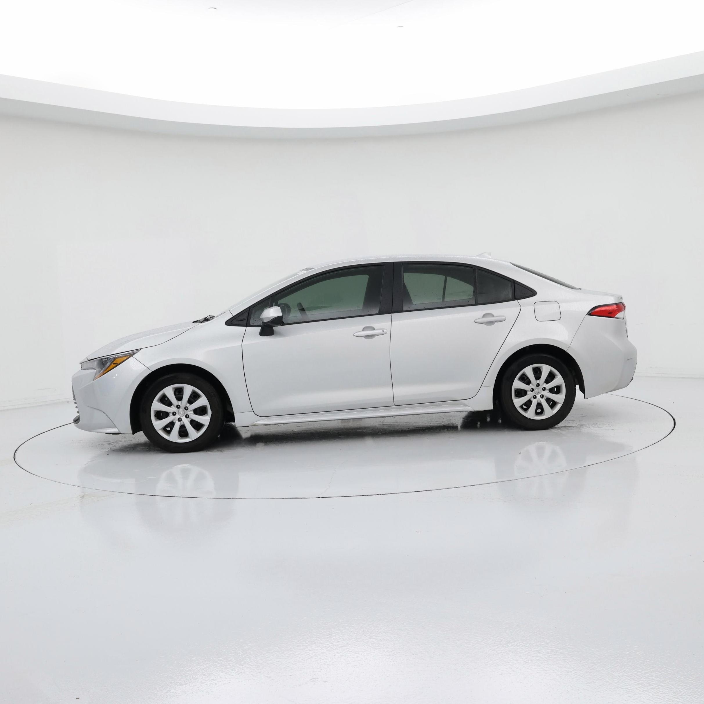 Thumbnail: 2025 Toyota Corolla - 3