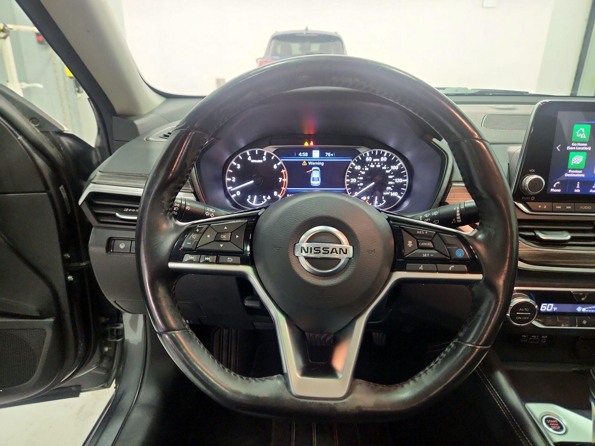 Thumbnail: 2019 Nissan Altima - 10