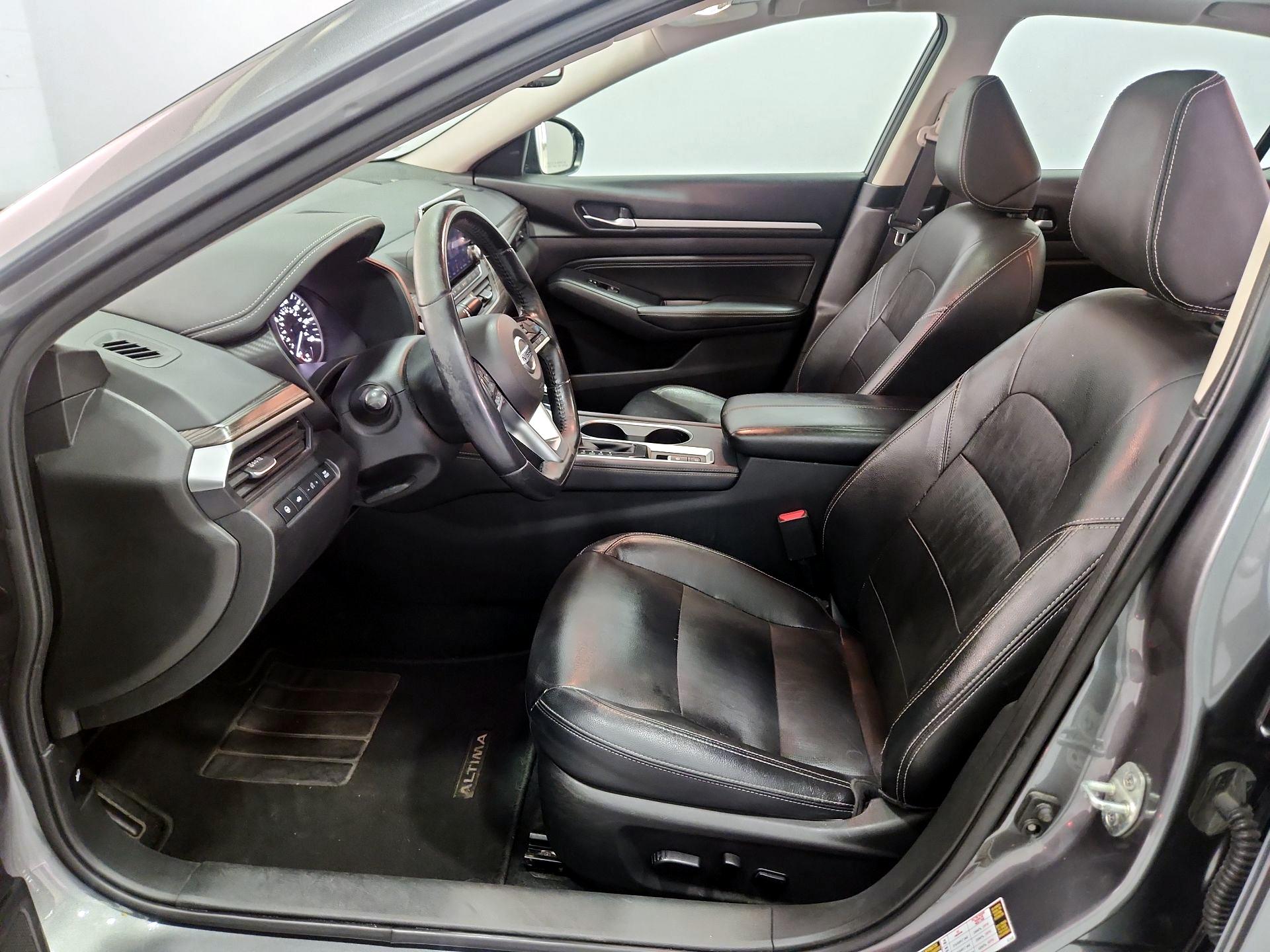 Thumbnail: 2019 Nissan Altima - 11