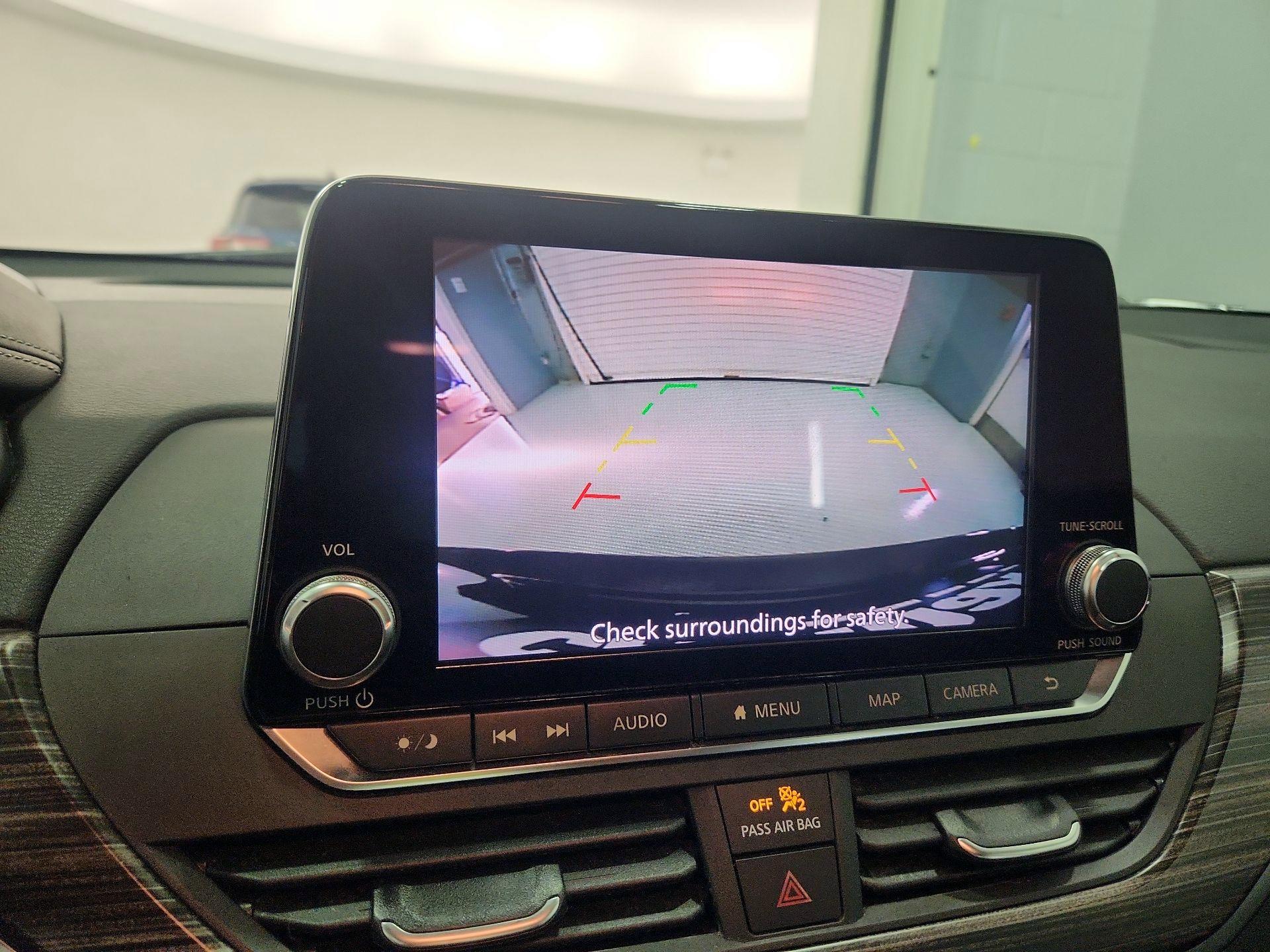 Thumbnail: 2019 Nissan Altima - 15