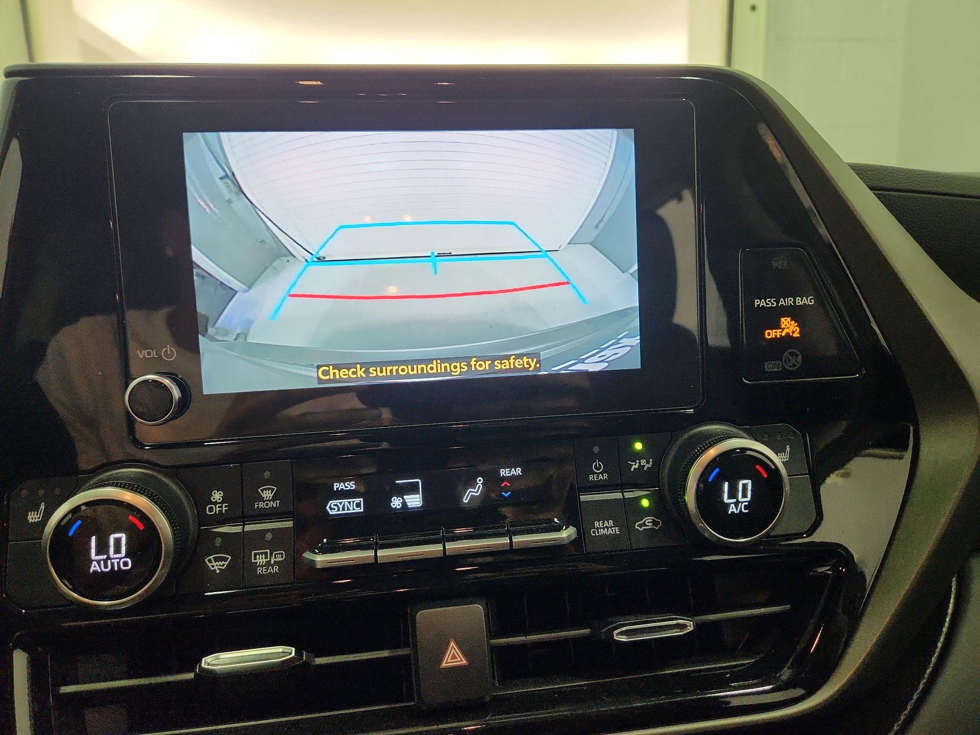 Thumbnail: 2024 Toyota Highlander - 14