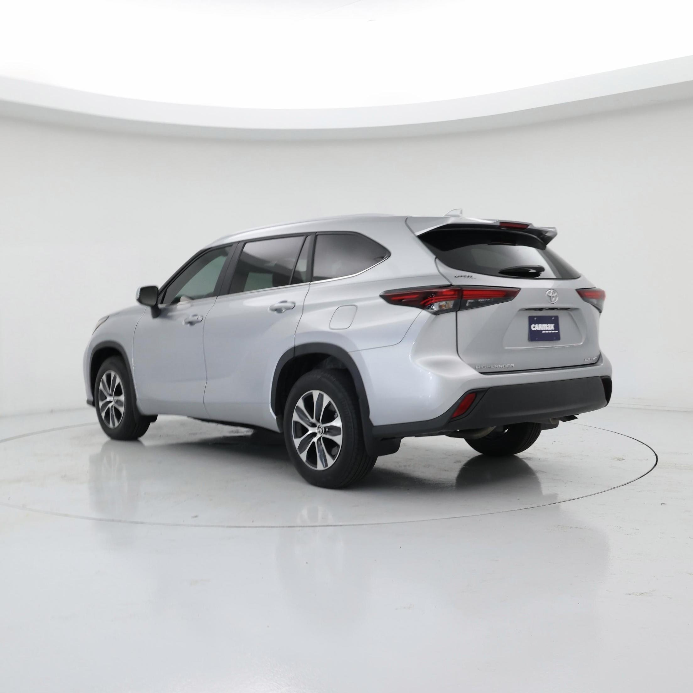 Thumbnail: 2024 Toyota Highlander - 2