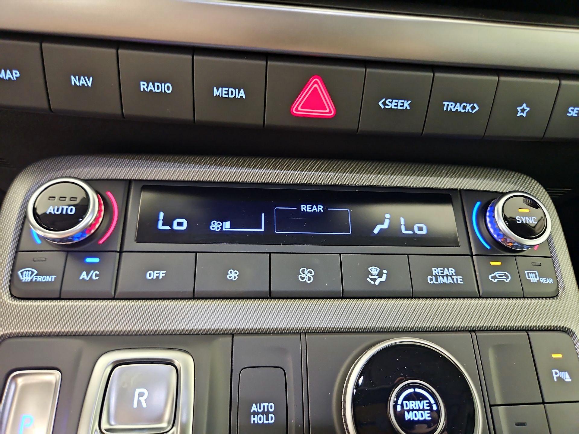 Thumbnail: 2024 Hyundai Palisade - 17