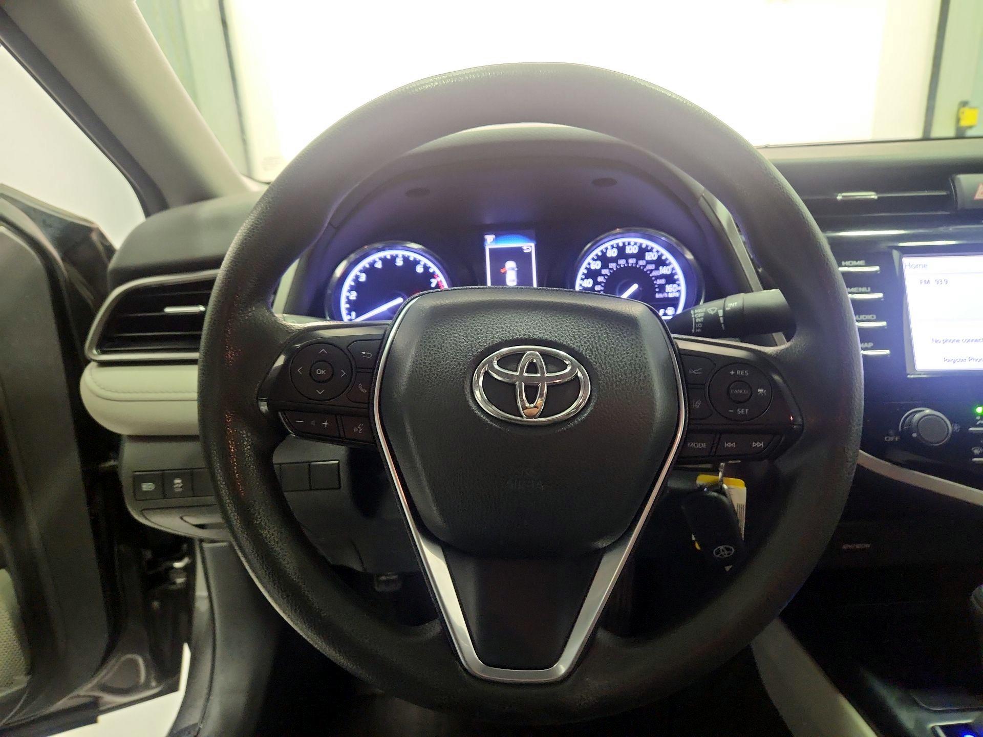 Thumbnail: 2020 Toyota Camry - 10