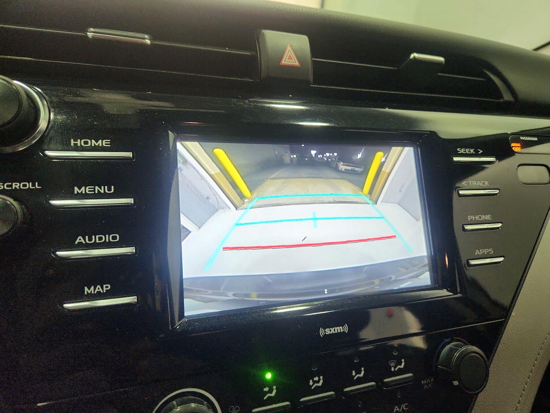 Thumbnail: 2020 Toyota Camry - 14