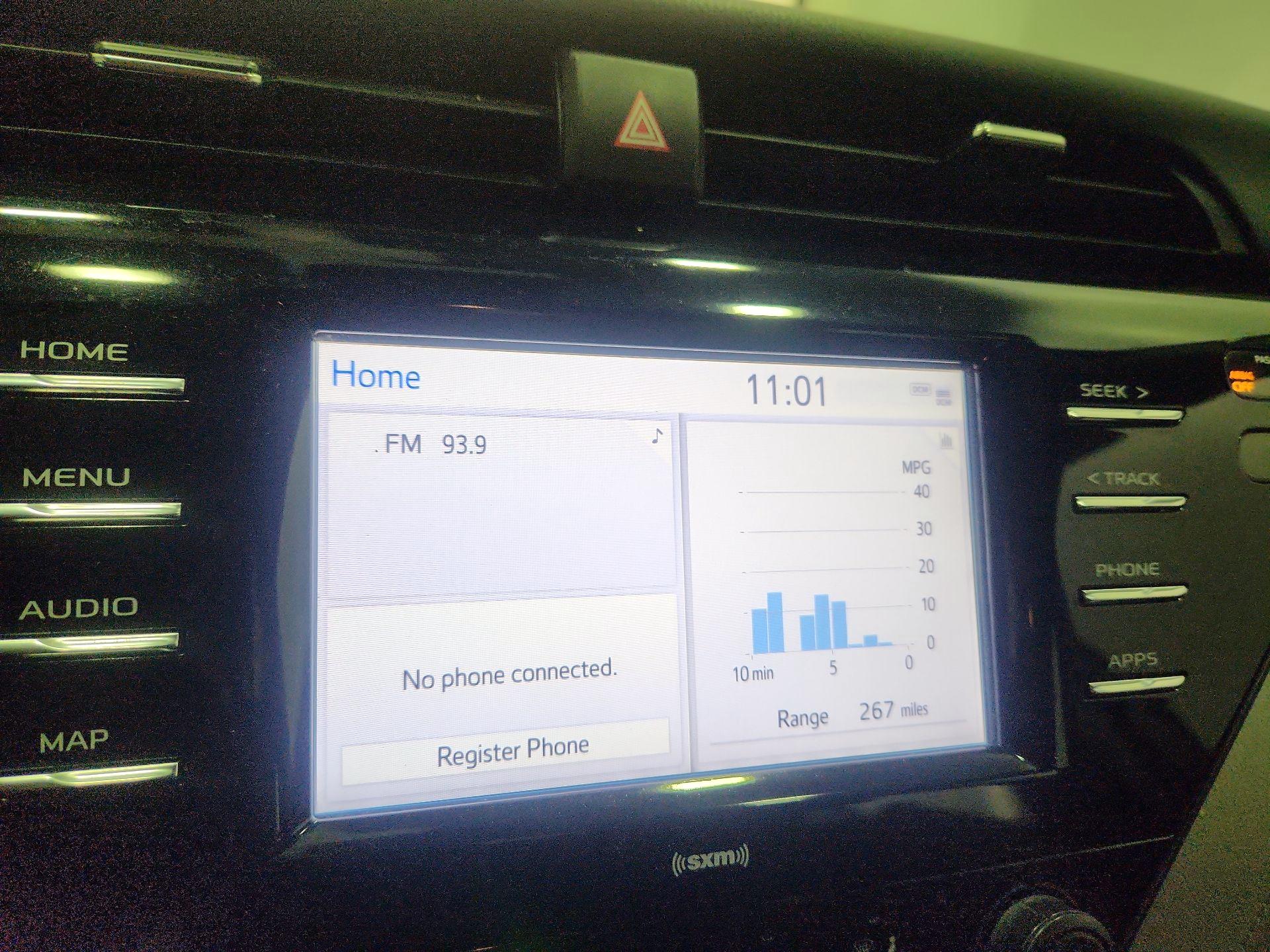 Thumbnail: 2020 Toyota Camry - 15