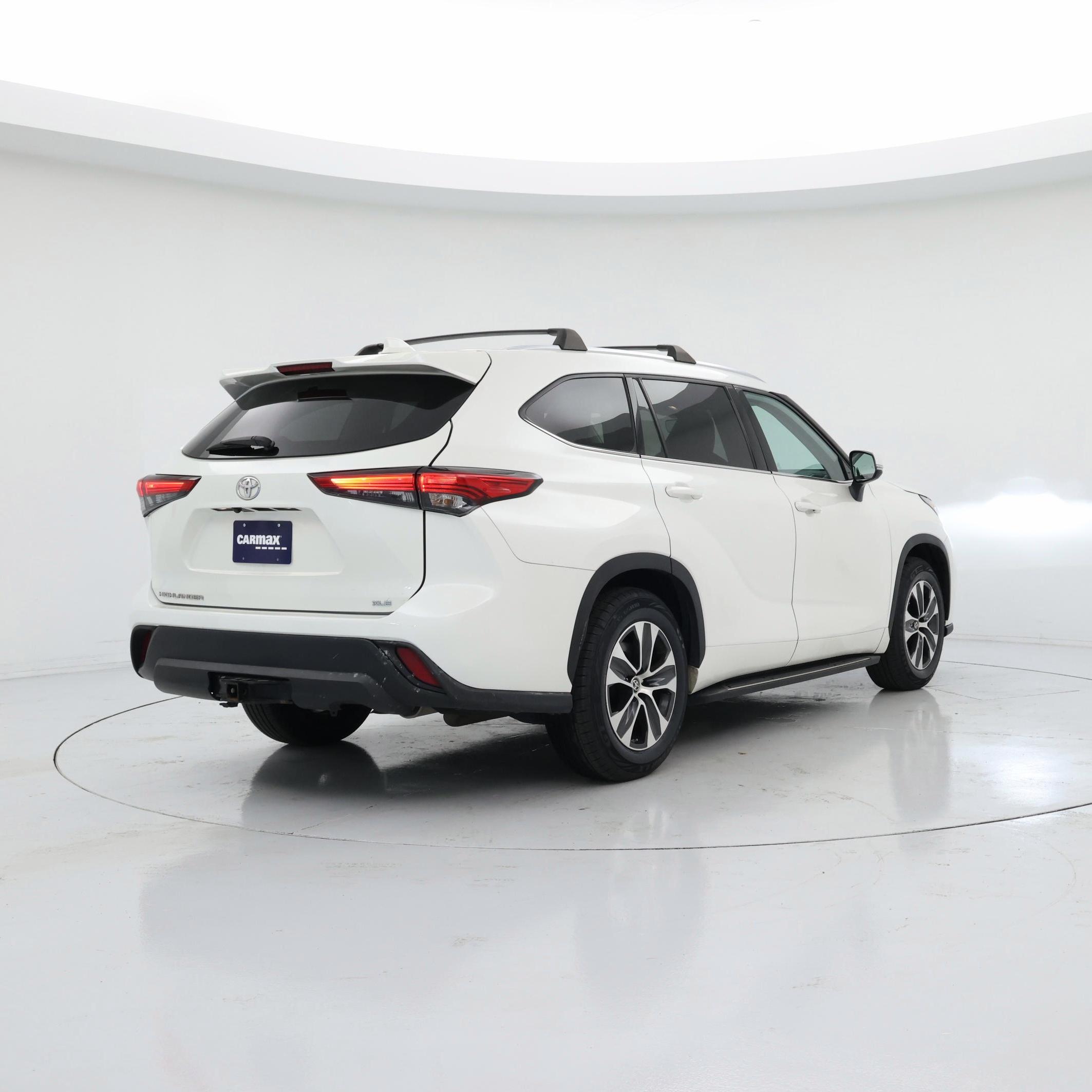 Thumbnail: 2021 Toyota Highlander - 8