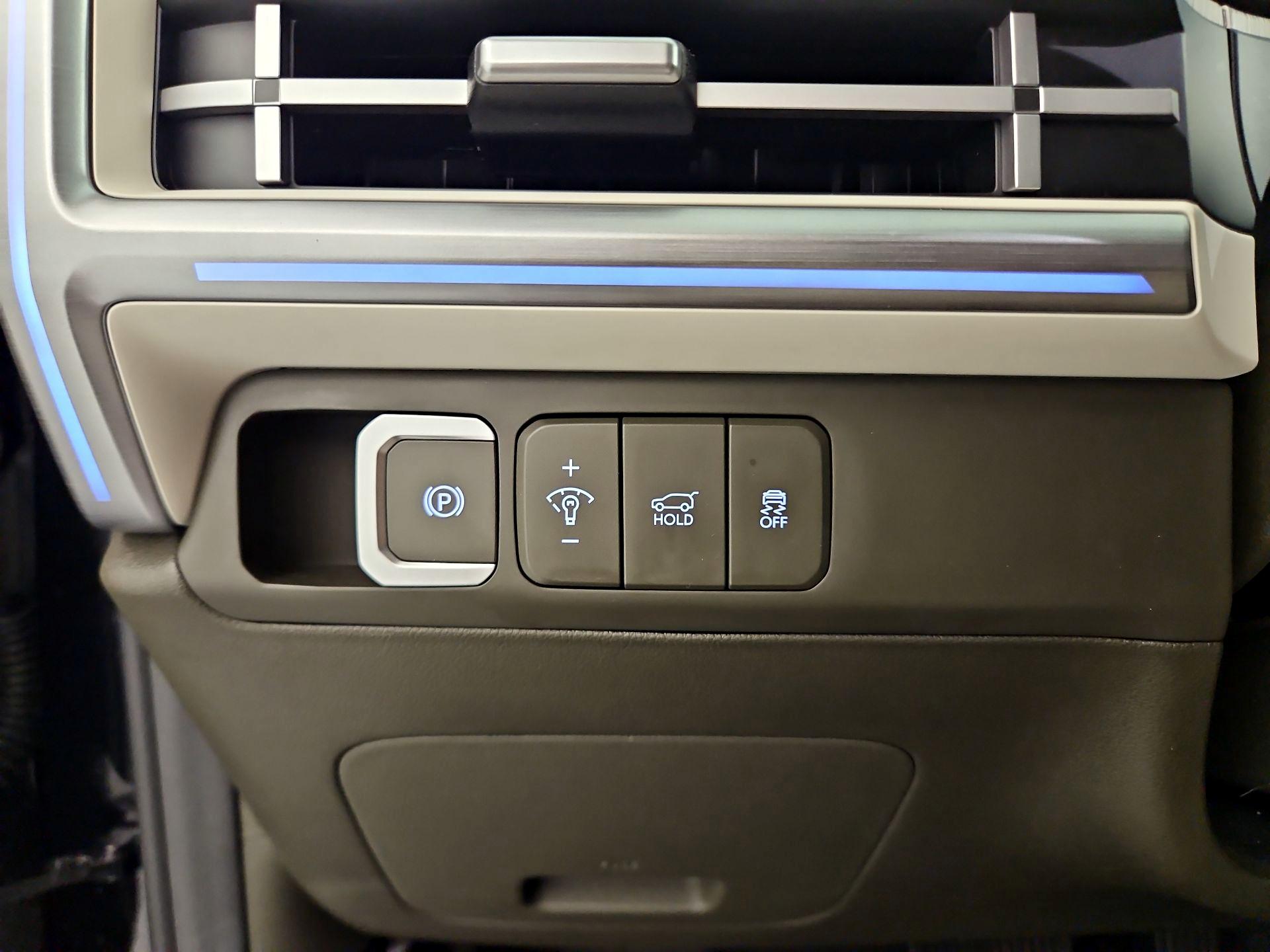 Thumbnail: 2024 Hyundai Santa Fe - 13