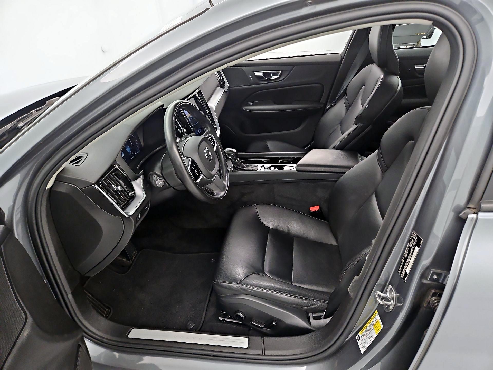 Thumbnail: 2020 Volvo S60 - 11