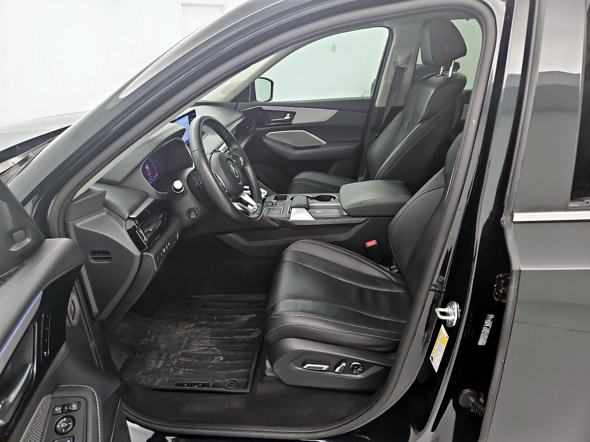 Thumbnail: 2023 Acura MDX - 11