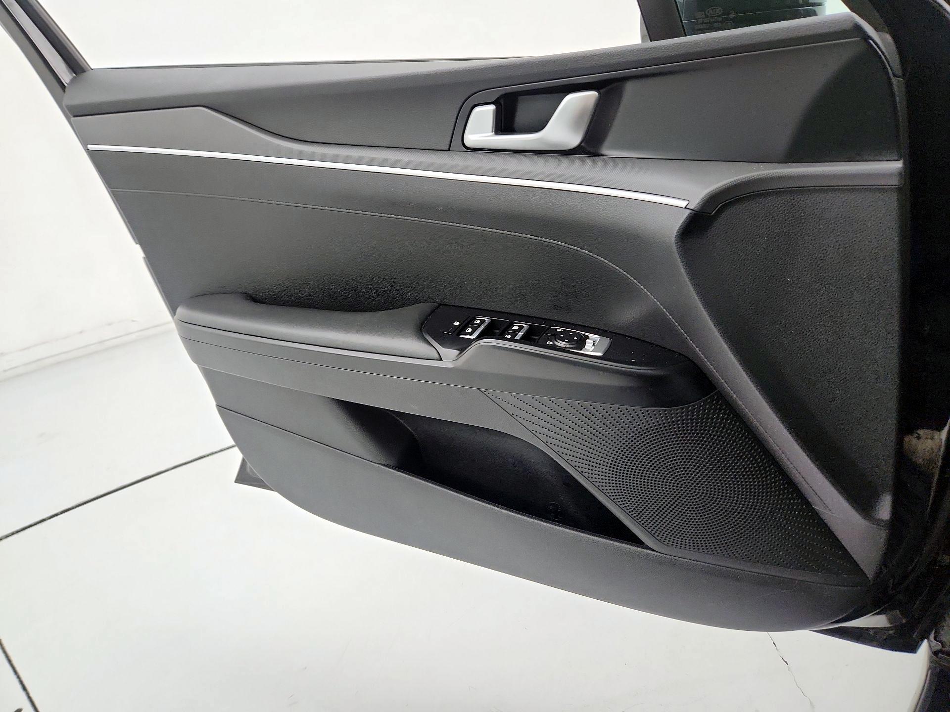 Thumbnail: 2021 Kia K5 - 12