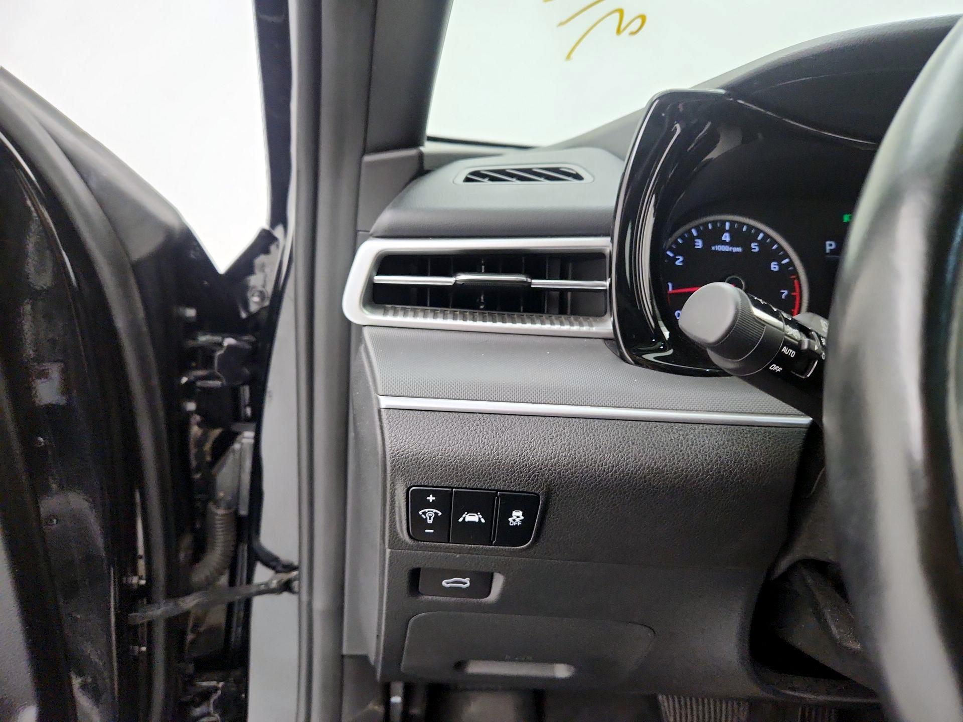 Thumbnail: 2021 Kia K5 - 13