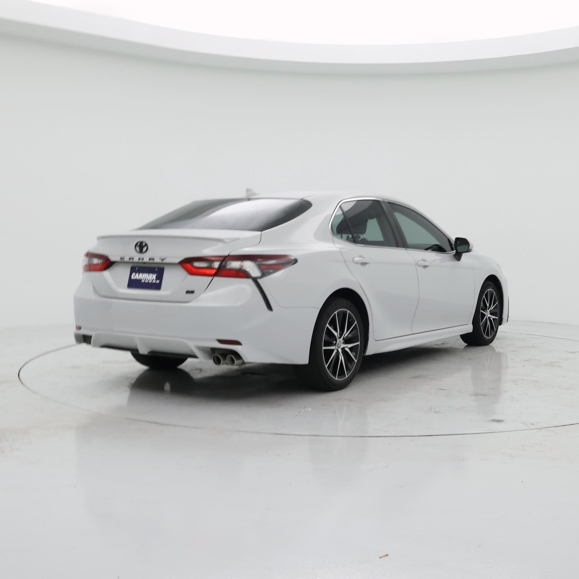 Thumbnail: 2023 Toyota Camry - 8