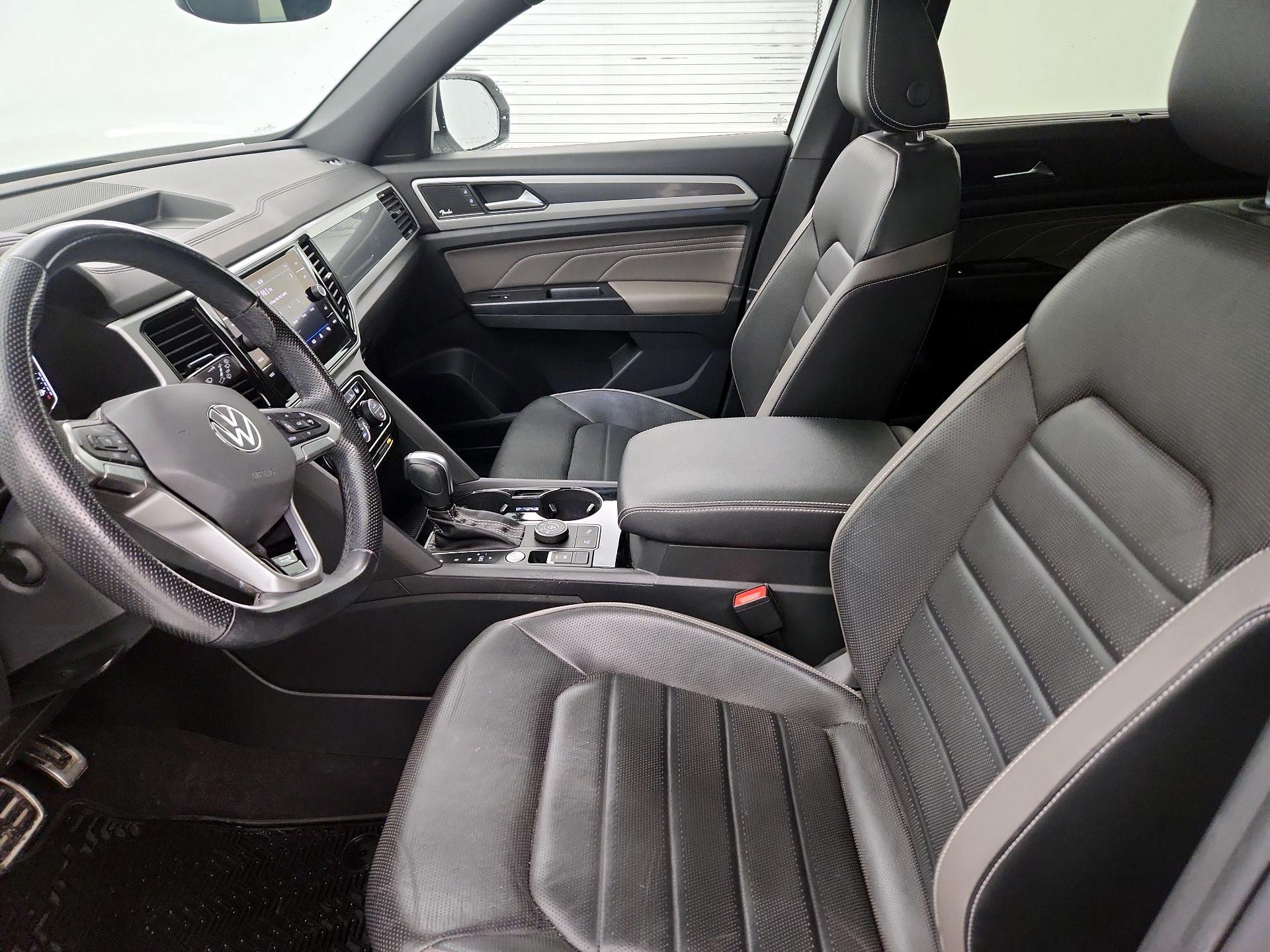 Thumbnail: 2021 Volkswagen Atlas - 11