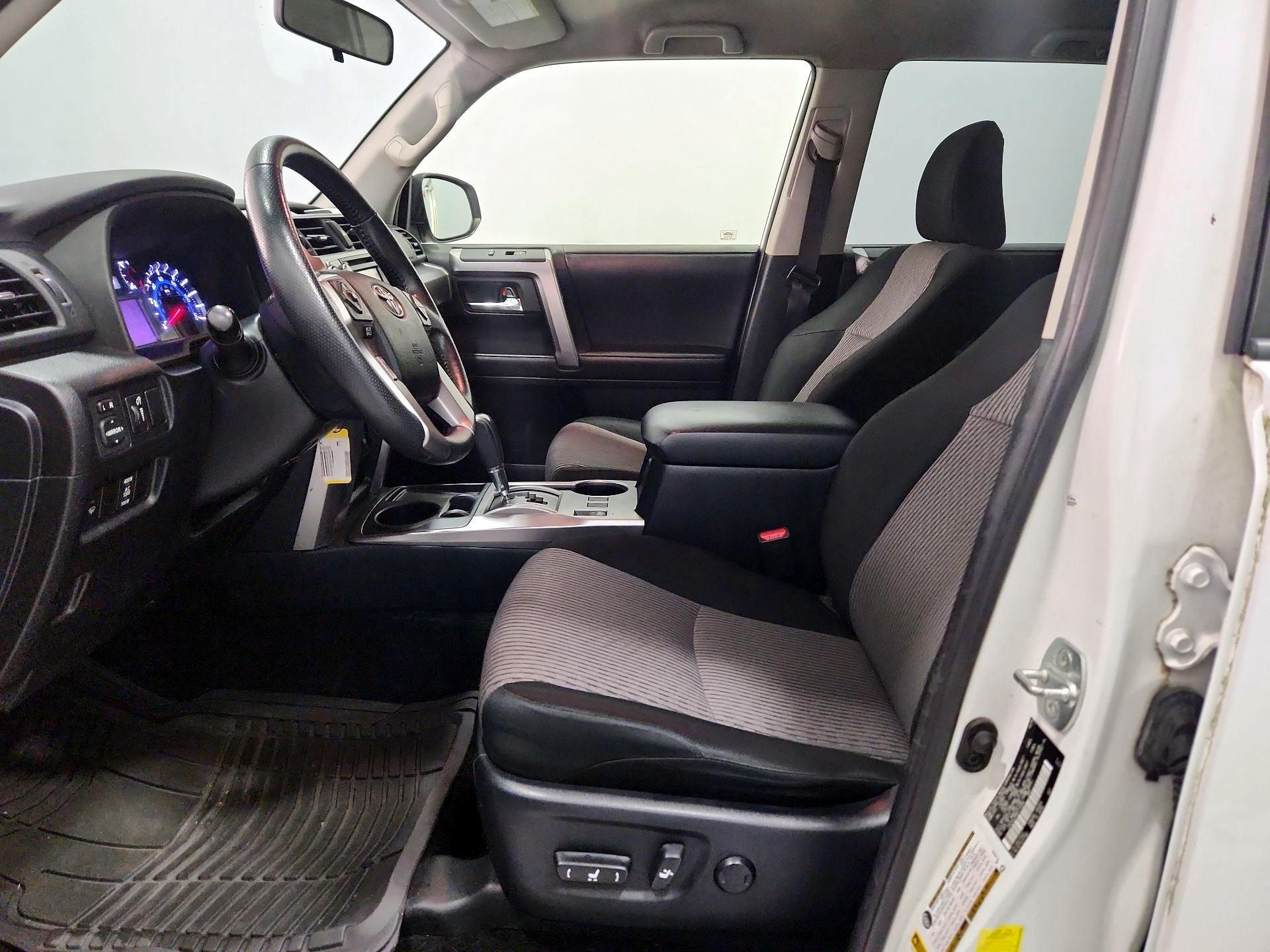 Thumbnail: 2019 Toyota 4Runner - 11