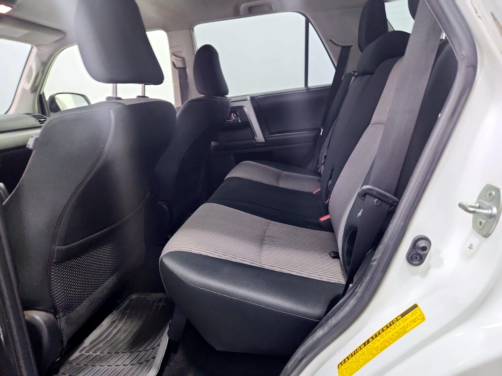 Thumbnail: 2019 Toyota 4Runner - 18