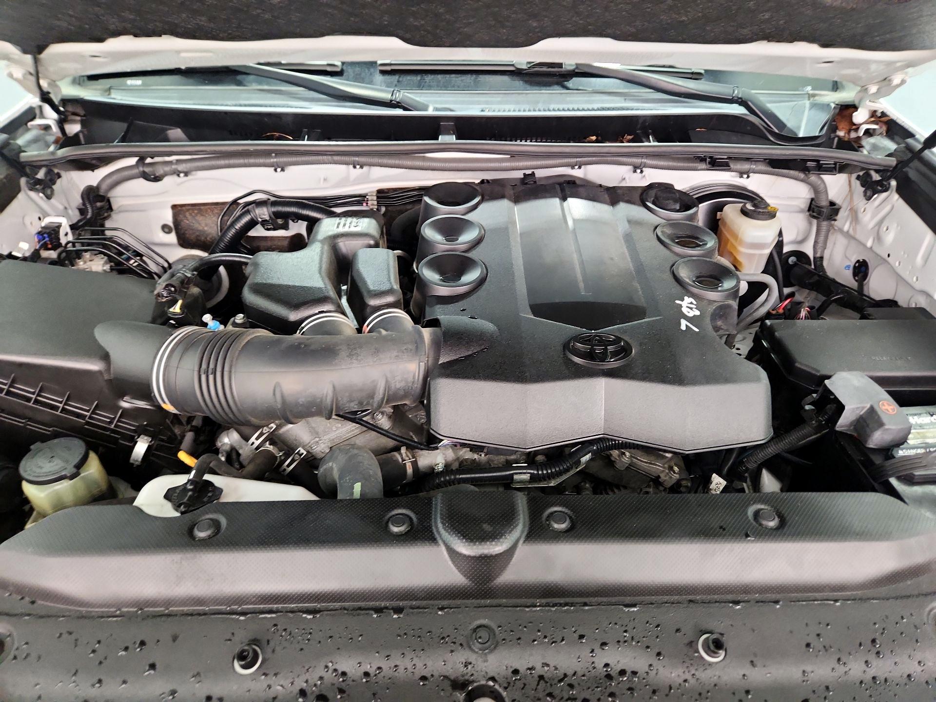 Thumbnail: 2019 Toyota 4Runner - 20