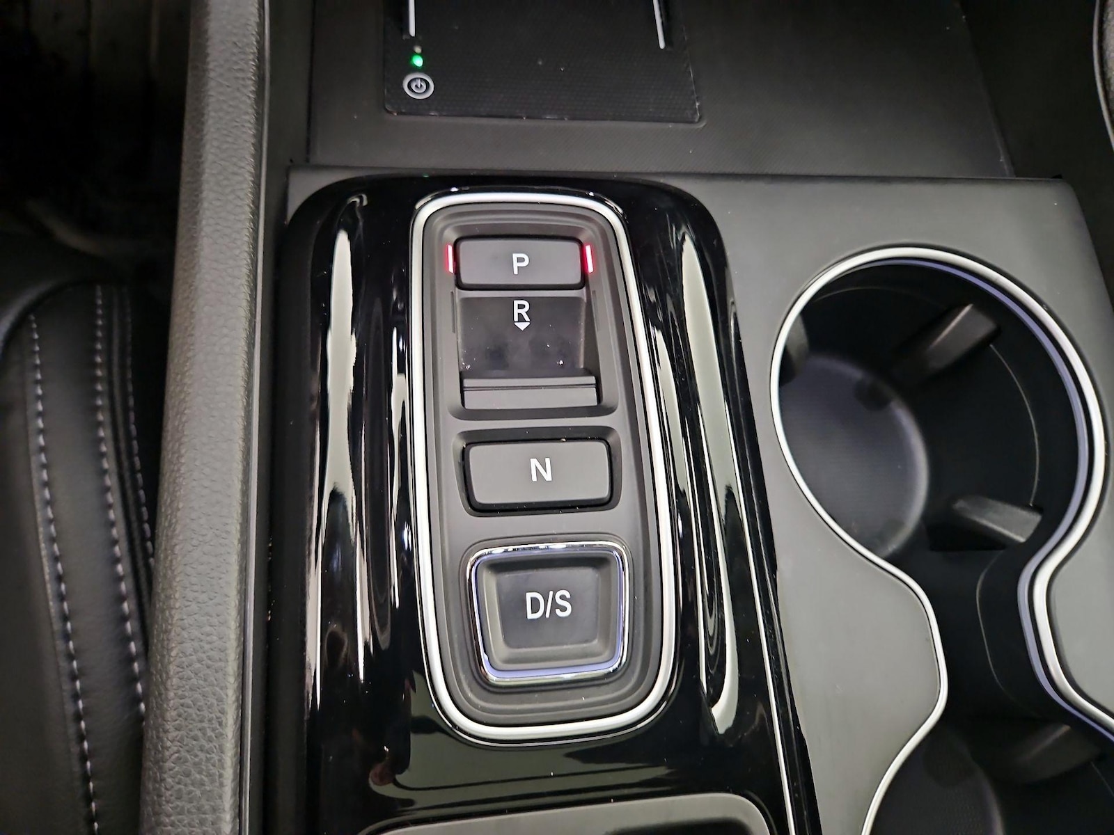 2025 Honda Pilot Touring - Photo 19
