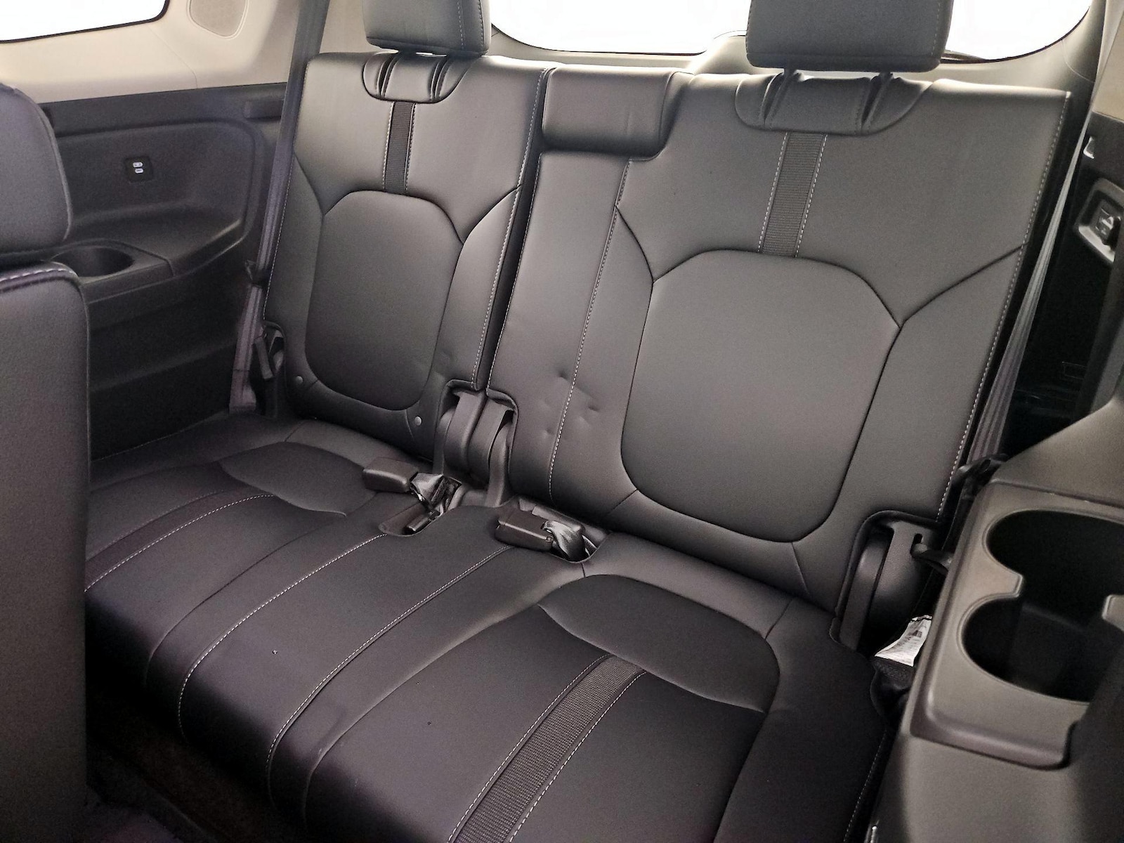 2025 Honda Pilot Touring - Photo 23