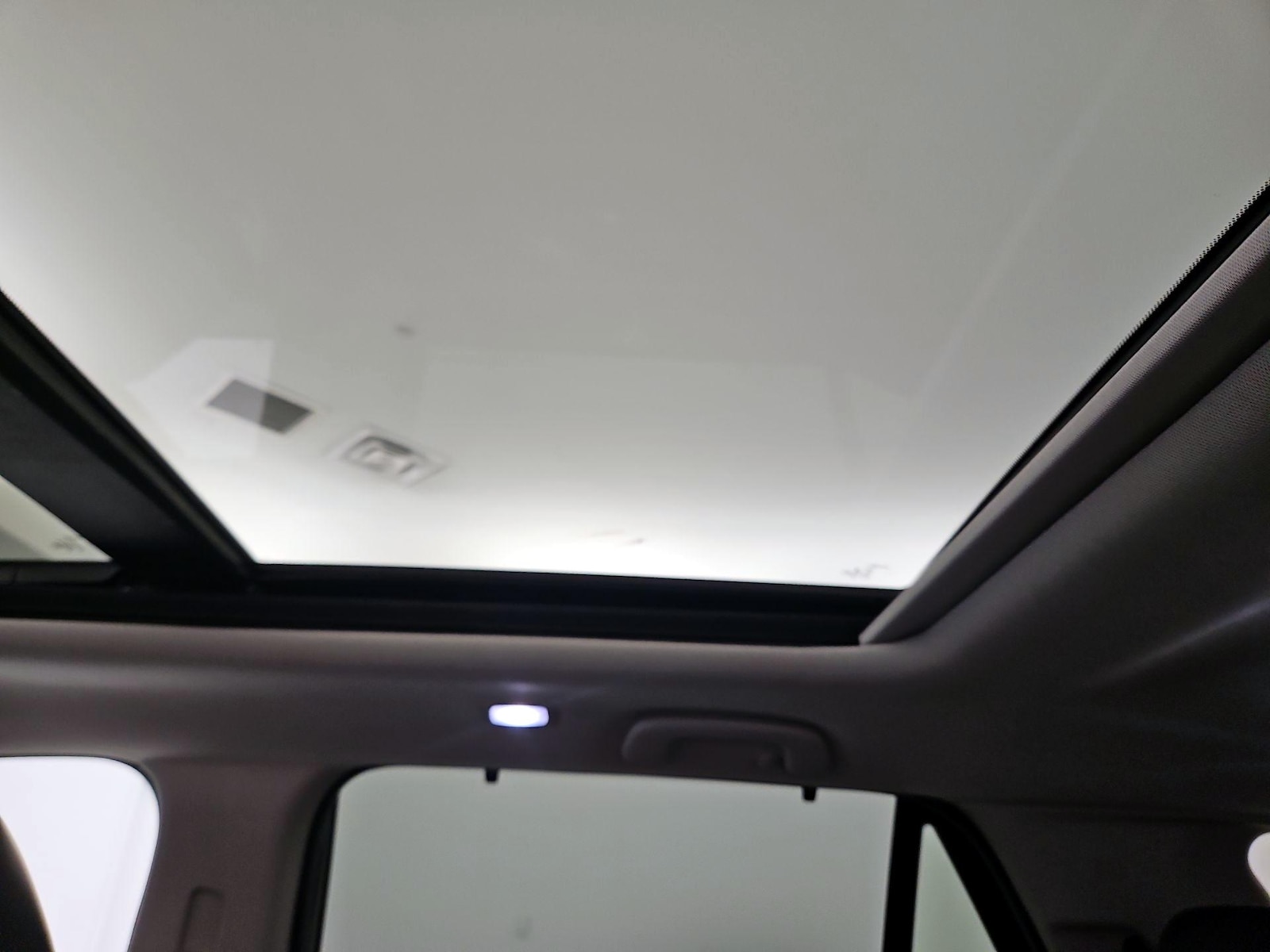 2025 Honda Pilot Touring - Photo 27