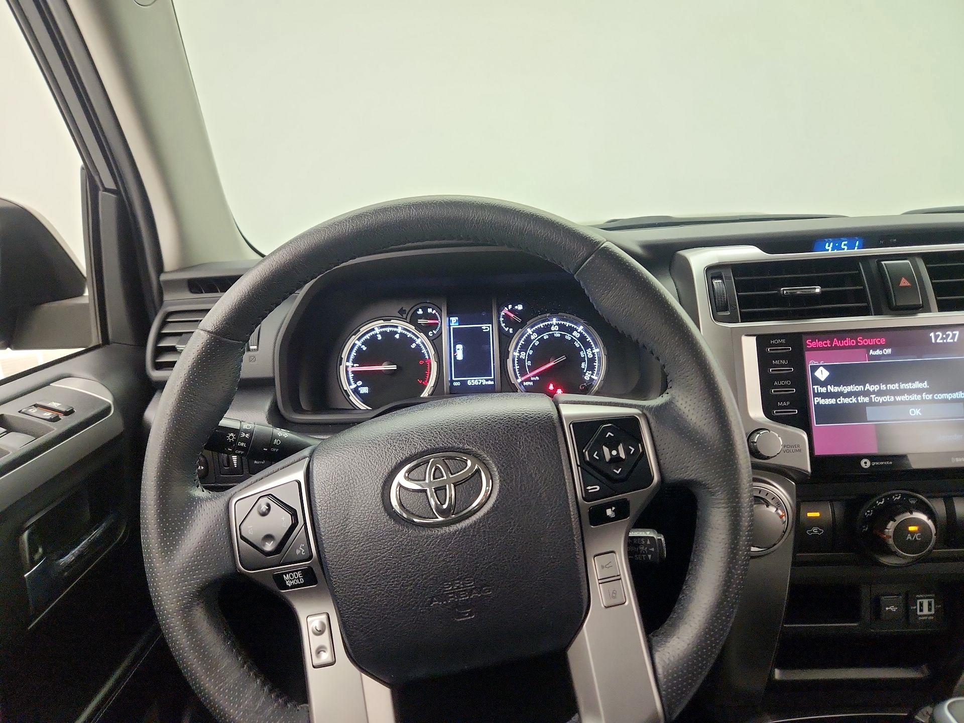 Thumbnail: 2022 Toyota 4Runner - 10