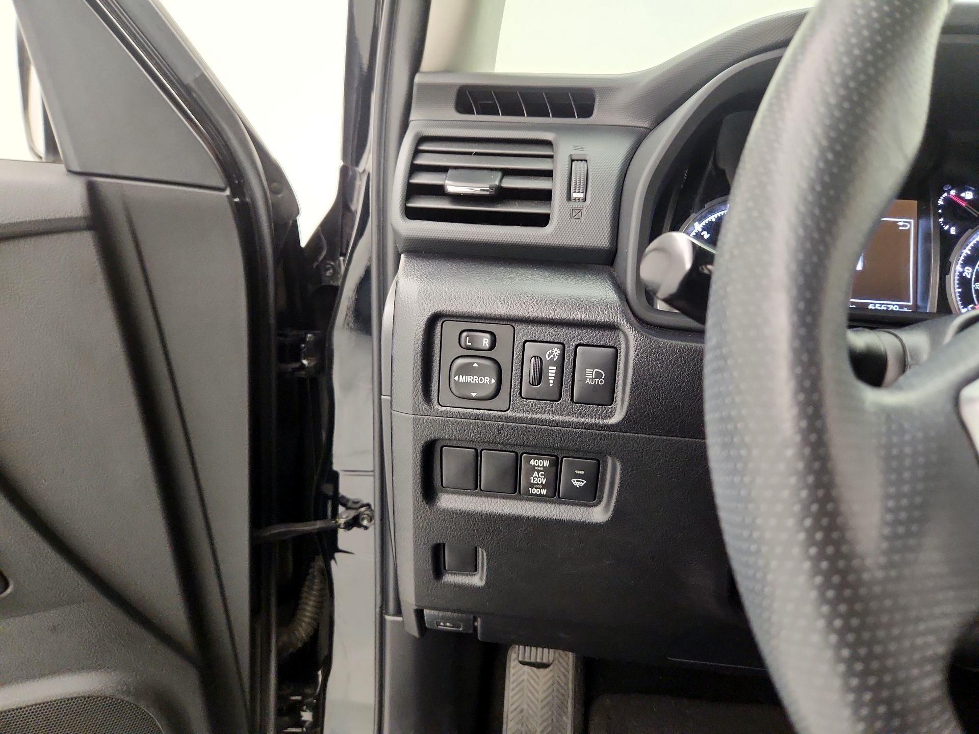 Thumbnail: 2022 Toyota 4Runner - 13