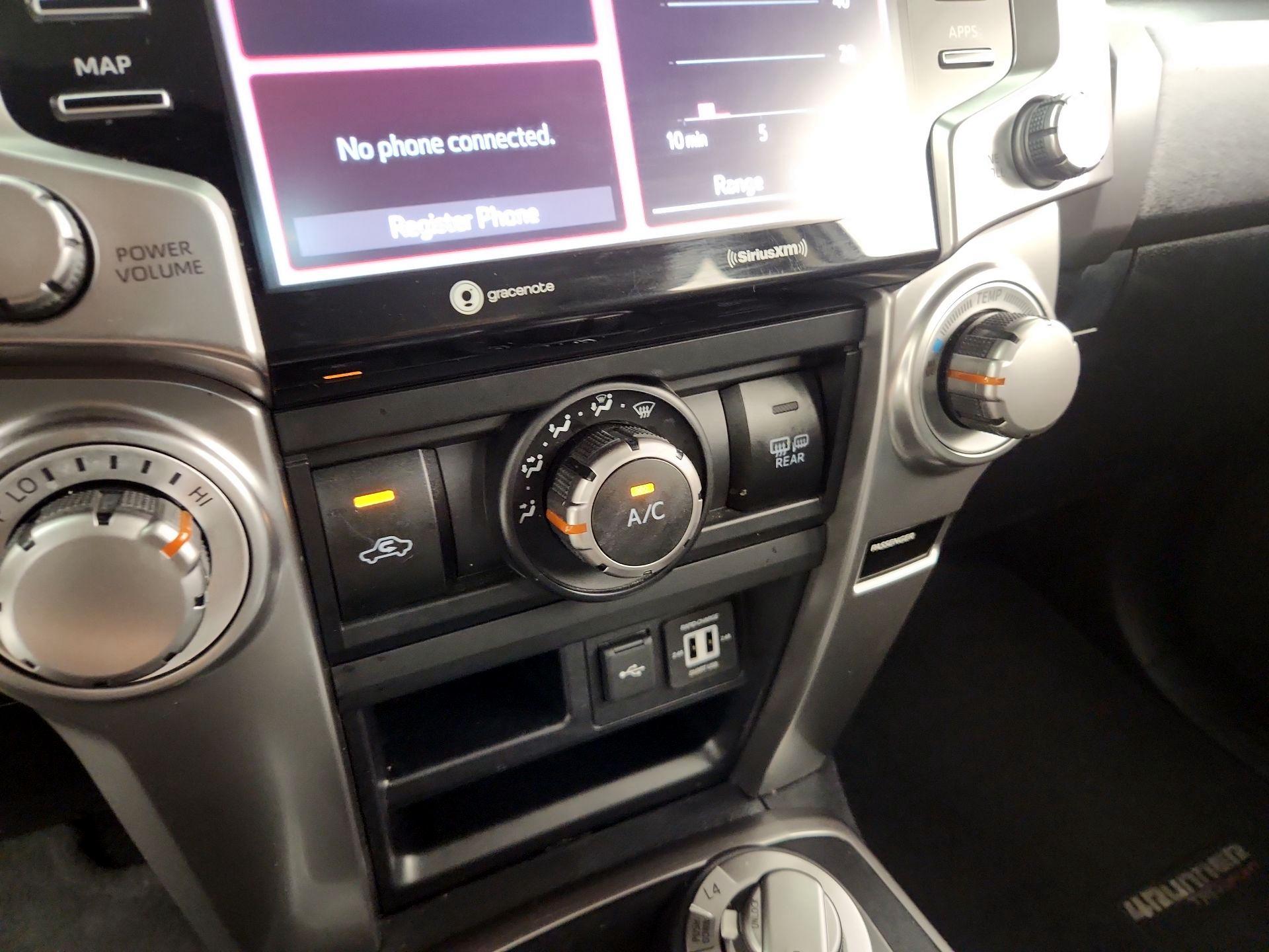 Thumbnail: 2022 Toyota 4Runner - 16