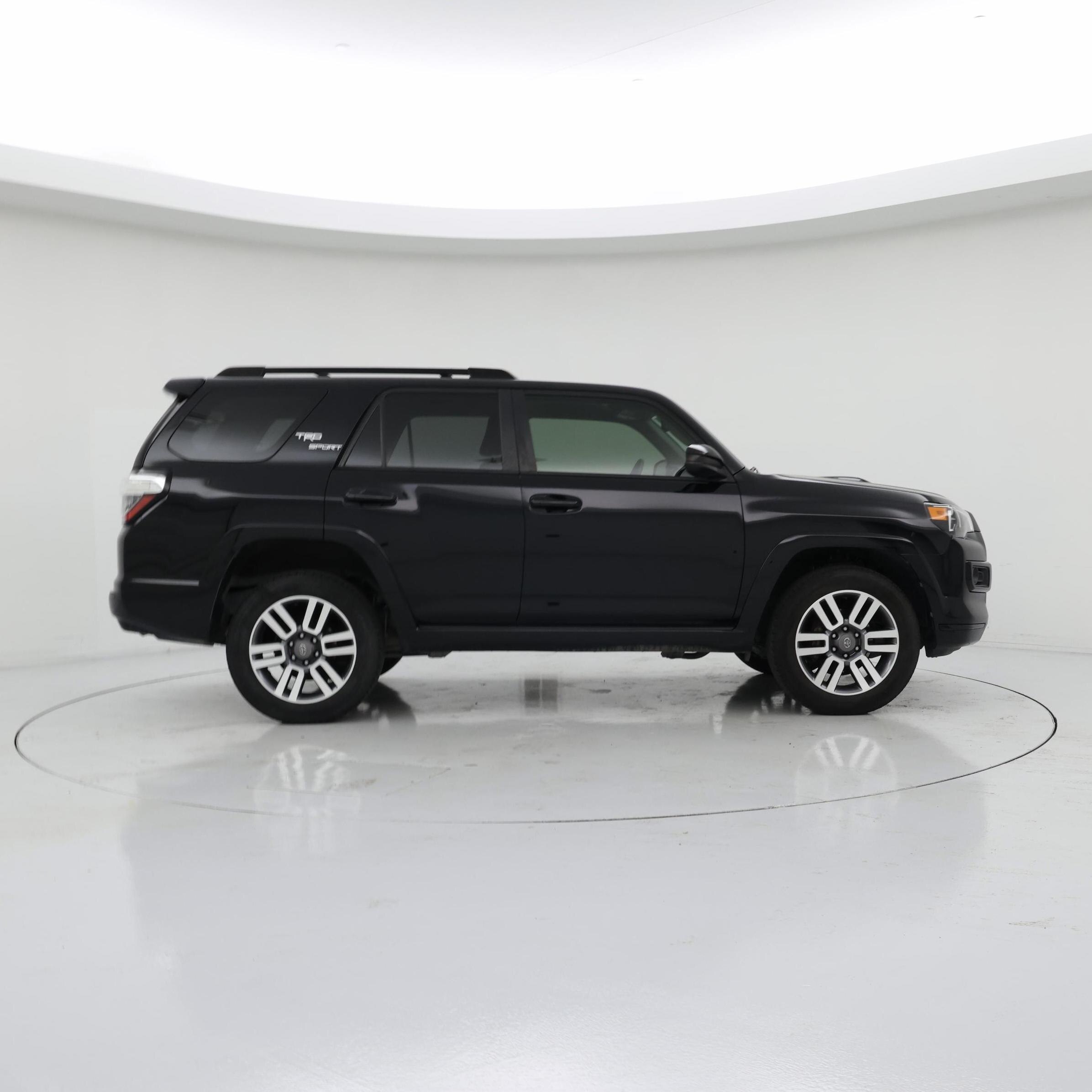 Thumbnail: 2022 Toyota 4Runner - 7